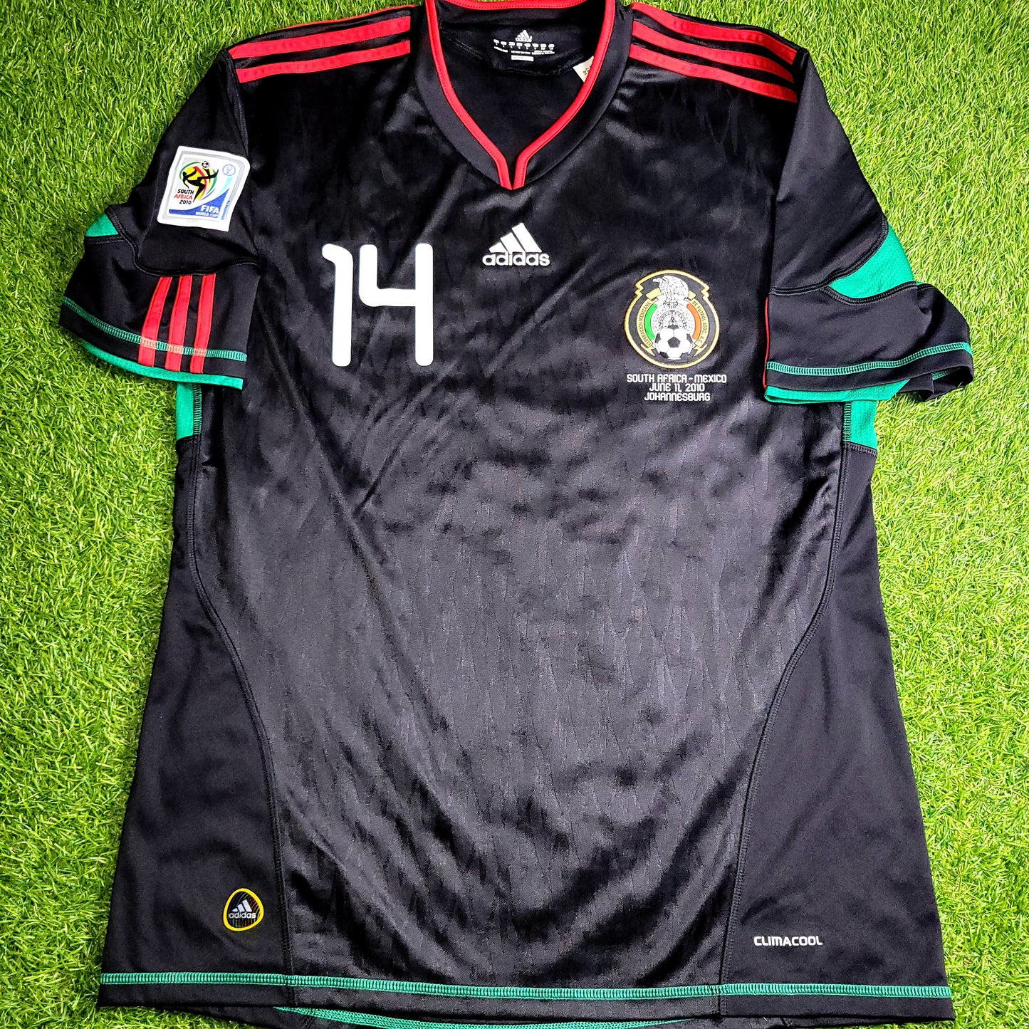 Chicharito Mexico 2010 WORLD CUP Away Black Soccer Jersey Shirt L SKU# P41397
