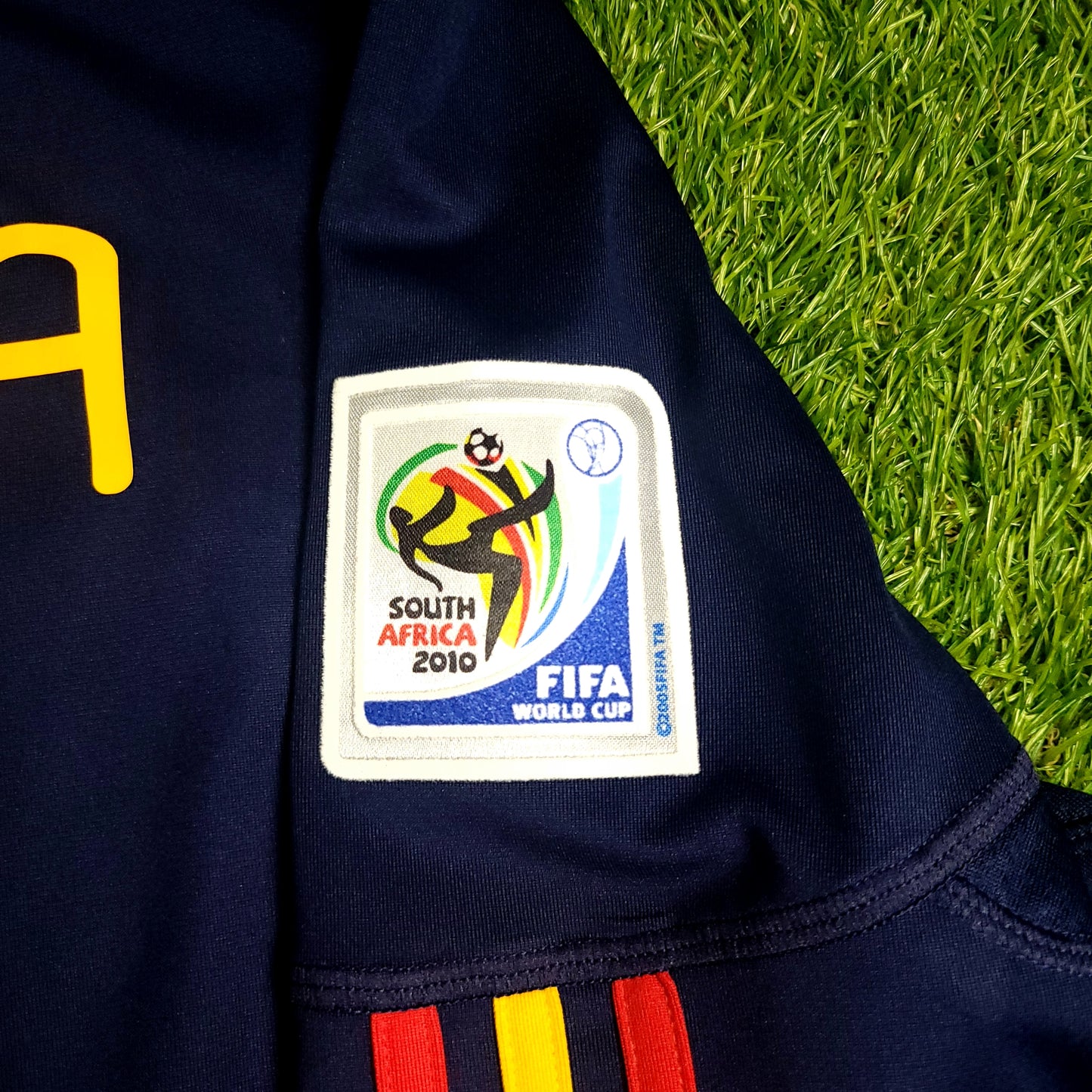 Iniesta Spain 2010 WORLD CUP FINAL Soccer Away Jersey L SKU# P47896