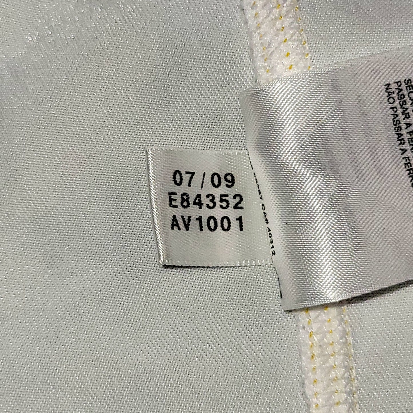 Cristiano Ronaldo Real Madrid 2009 2010 DEBUT Home Soccer Jersey Shirt M SKU# E84352