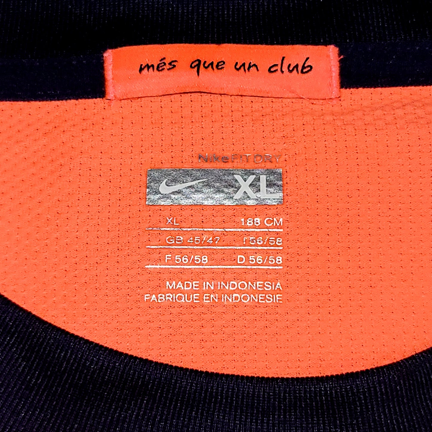 Iniesta Barcelona 2009 2010 Away Soccer Jersey Shirt BNWT XL SKU# 355020-870