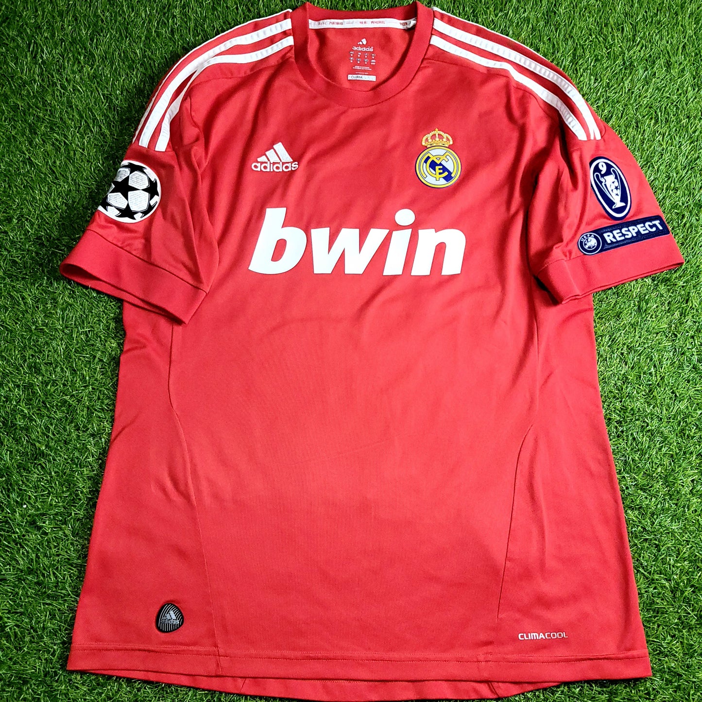 Cristiano Ronaldo Real Madrid UEFA 2011 2012 Third Soccer Jersey Shirt M SKU# V13597