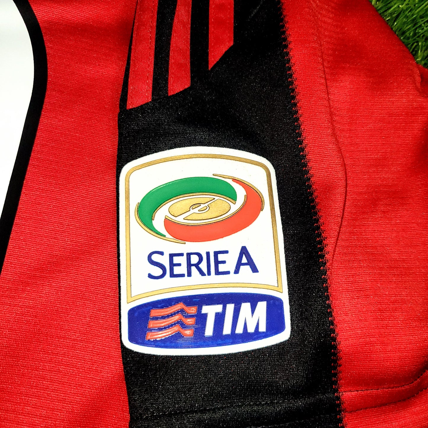 Ronaldinho AC Milan Adidas 2010 2011 Home Soccer Jersey Shirt L SKU# P96288