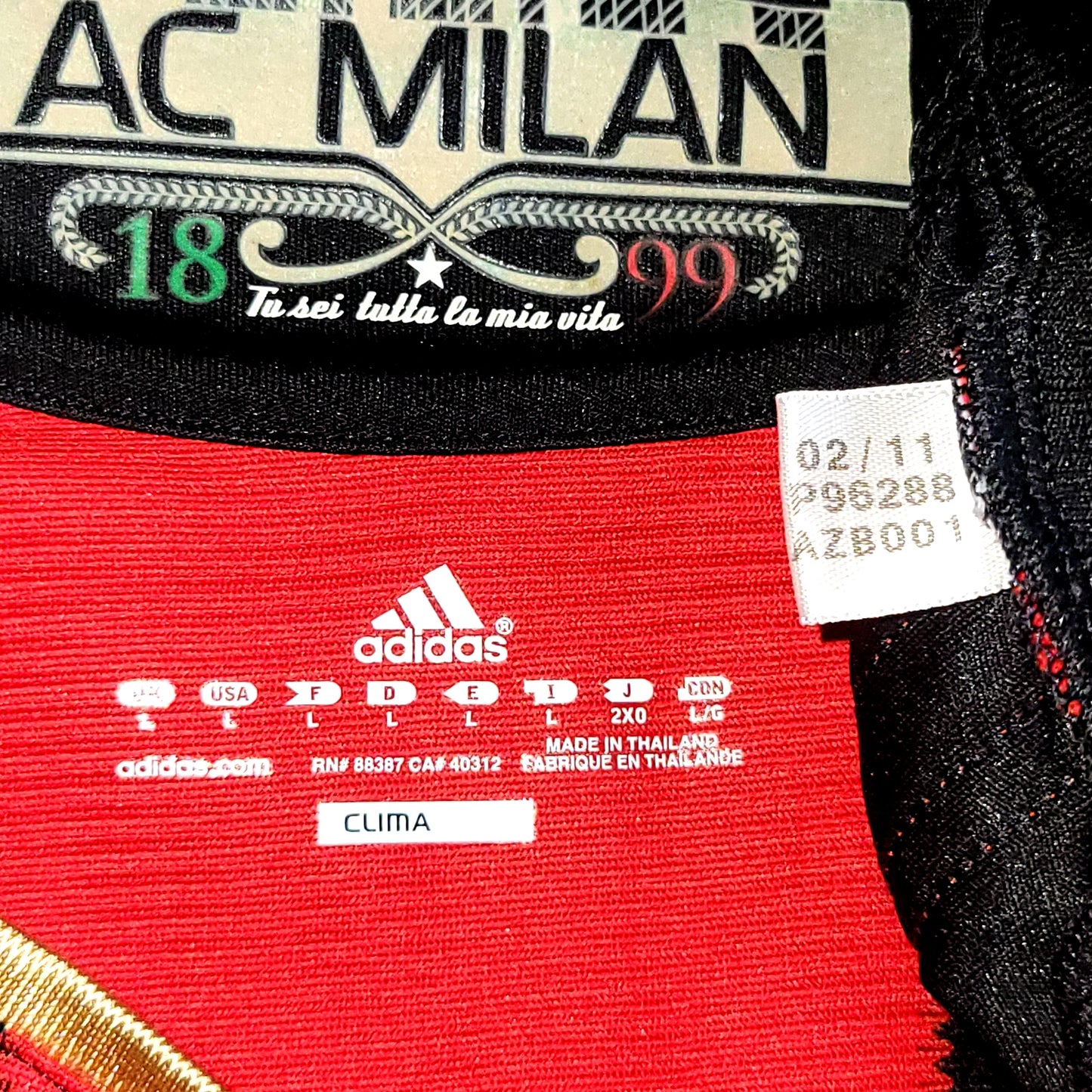 Ronaldinho AC Milan Adidas 2010 2011 Home Soccer Jersey Shirt L SKU# P96288