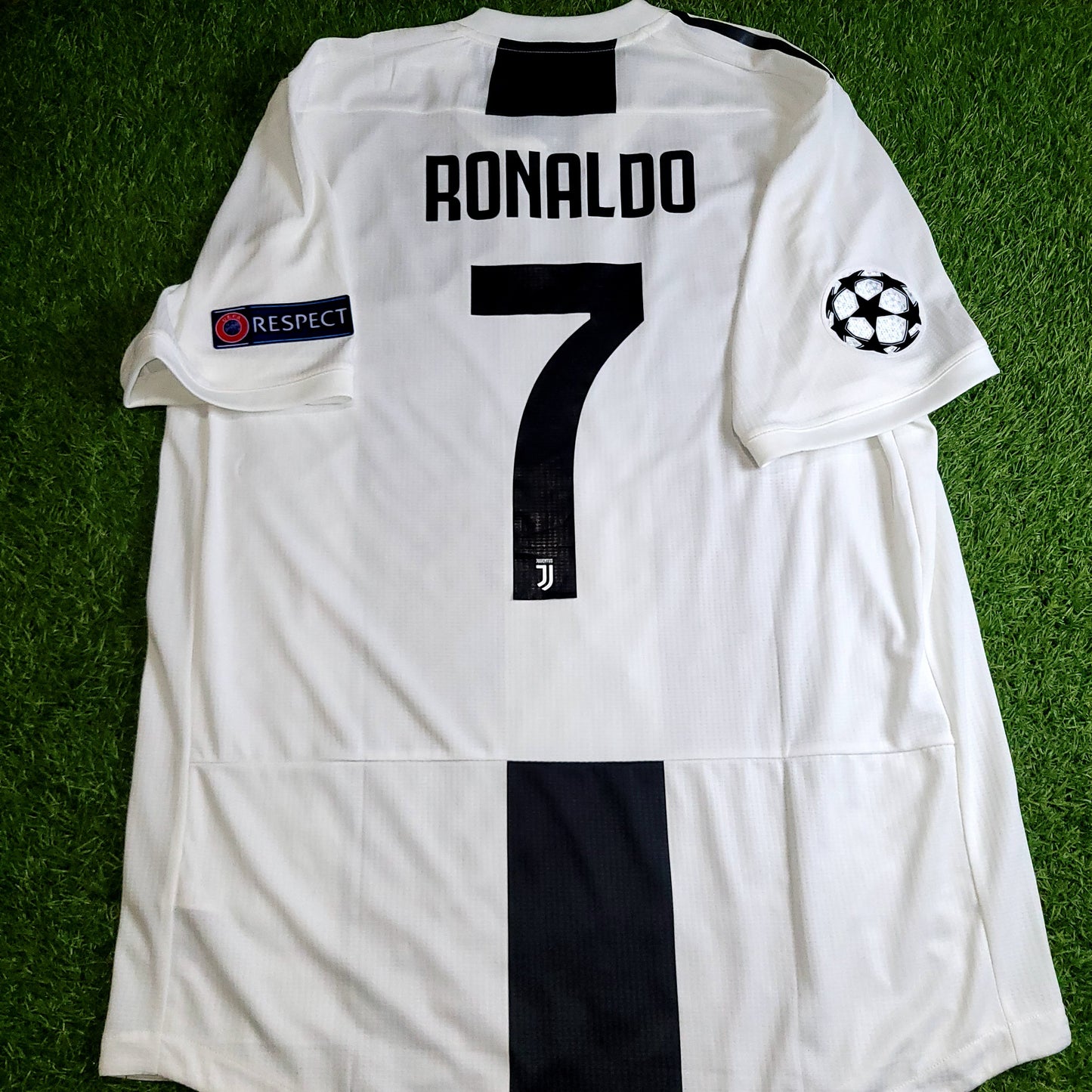 Cristiano Ronaldo Juventus 2018 2019 DEBUT UEFA PLAYER ISSUE Soccer Jersey Shirt XL SKU# CF3493