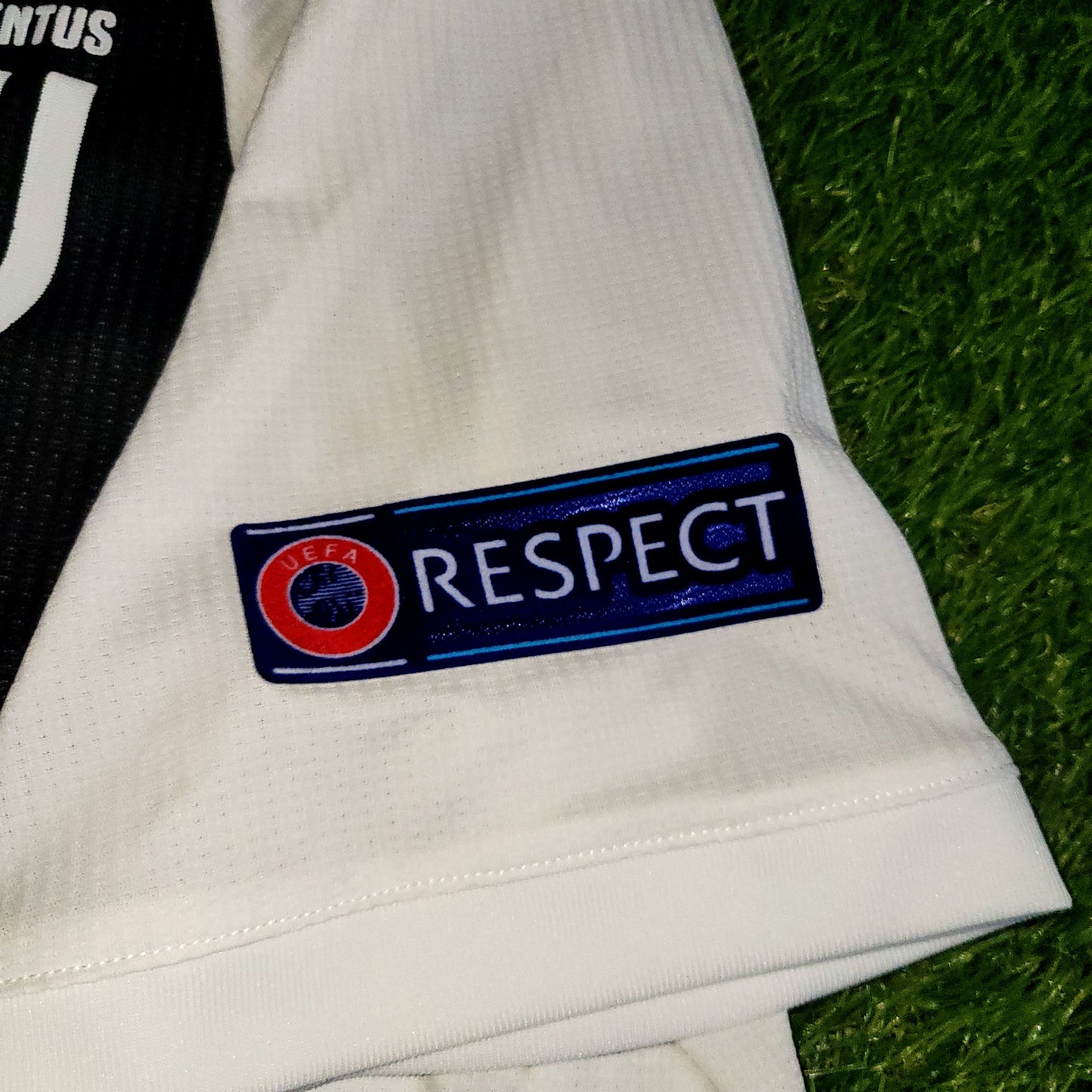 Cristiano Ronaldo Juventus 2018 2019 DEBUT UEFA PLAYER ISSUE Soccer Jersey Shirt L SKU# CF3493