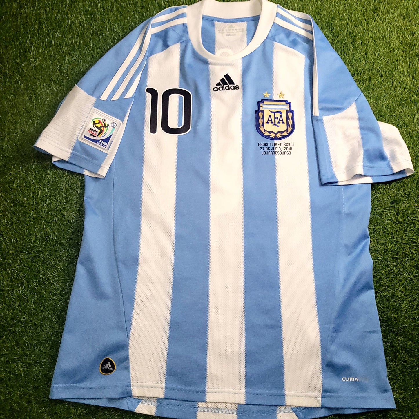 Messi Argentina 2010 WORLD CUP Home Soccer Jersey Shirt M SKU# P79919