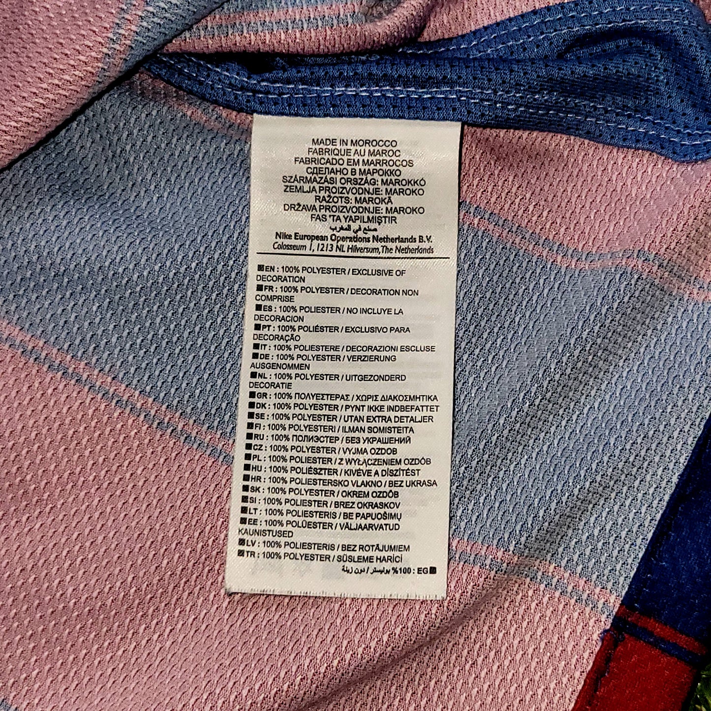 Messi Barcelona 2009 2010 Home Soccer Jersey XL SKU# 343808-496