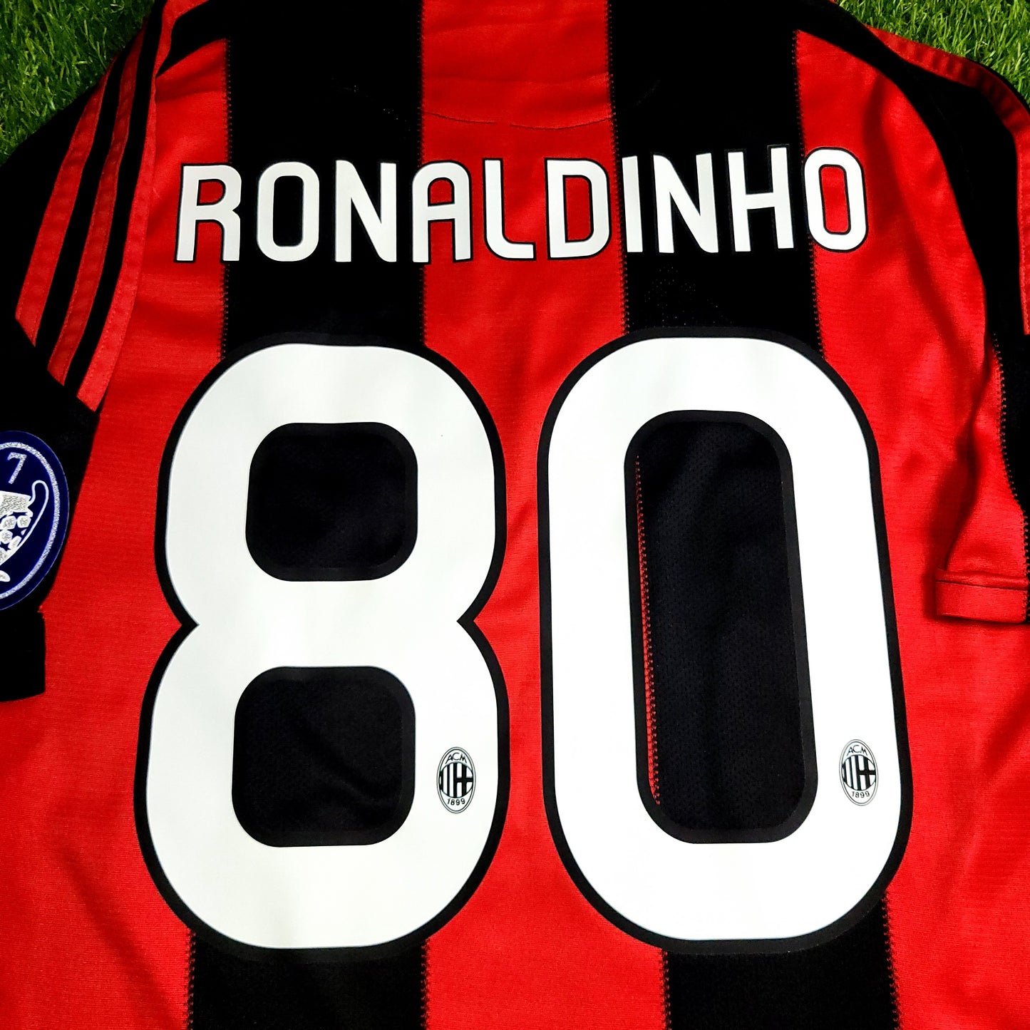 Ronaldinho AC Milan Adidas 2010 2011 Home Soccer Jersey M SKU# P96288