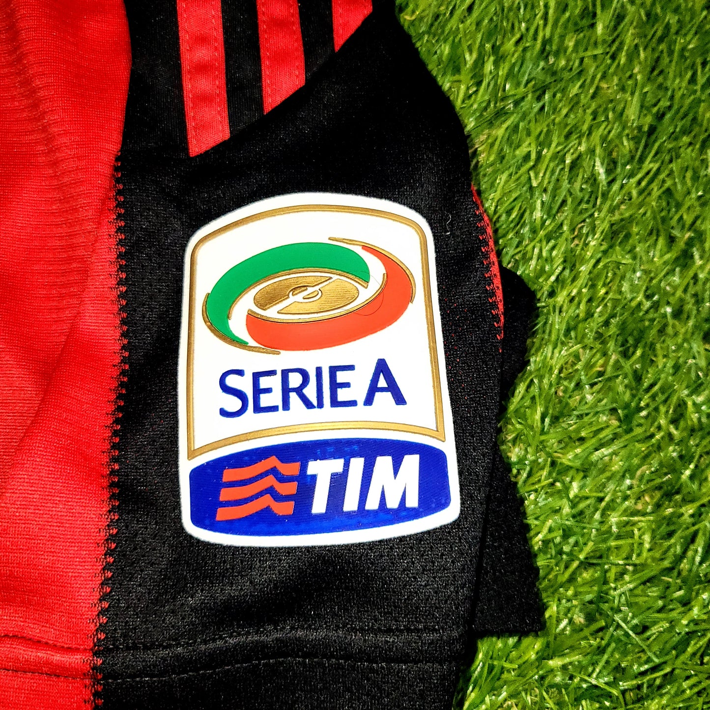 Ronaldinho AC Milan Adidas 2010 2011 Home Soccer Jersey M SKU# P96288