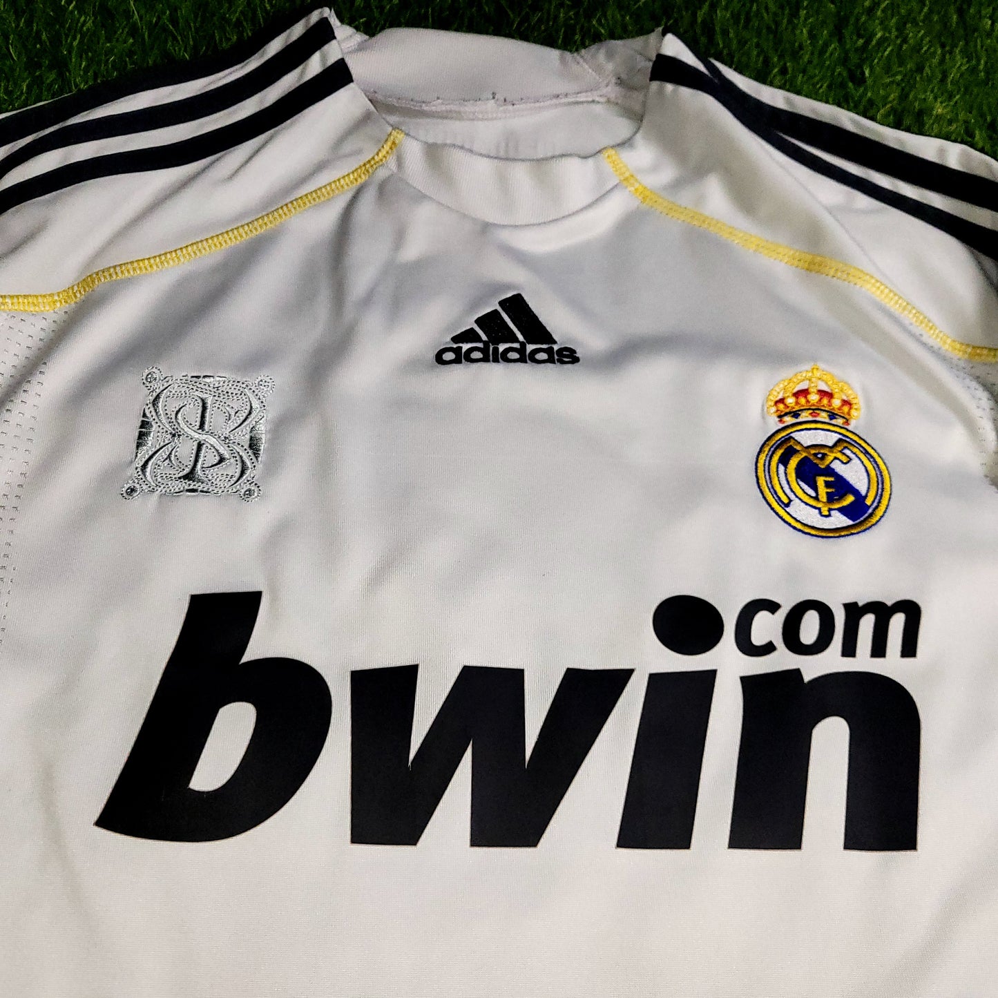 Cristiano Ronaldo Real Madrid 2009 2010 DEBUT Home Soccer Jersey L SKU# E84352
