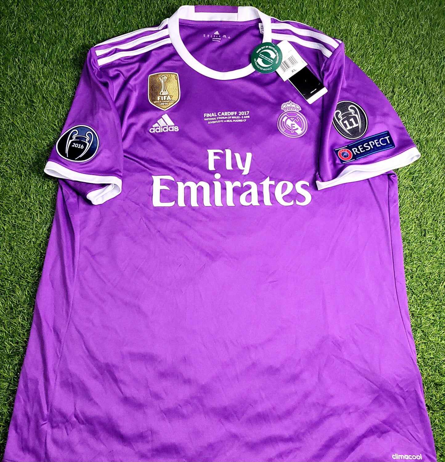 Cristiano Ronaldo Real Madrid 2016 2017 UEFA FINAL Purple Away Soccer Jersey BNWT XL SKU# AI5158