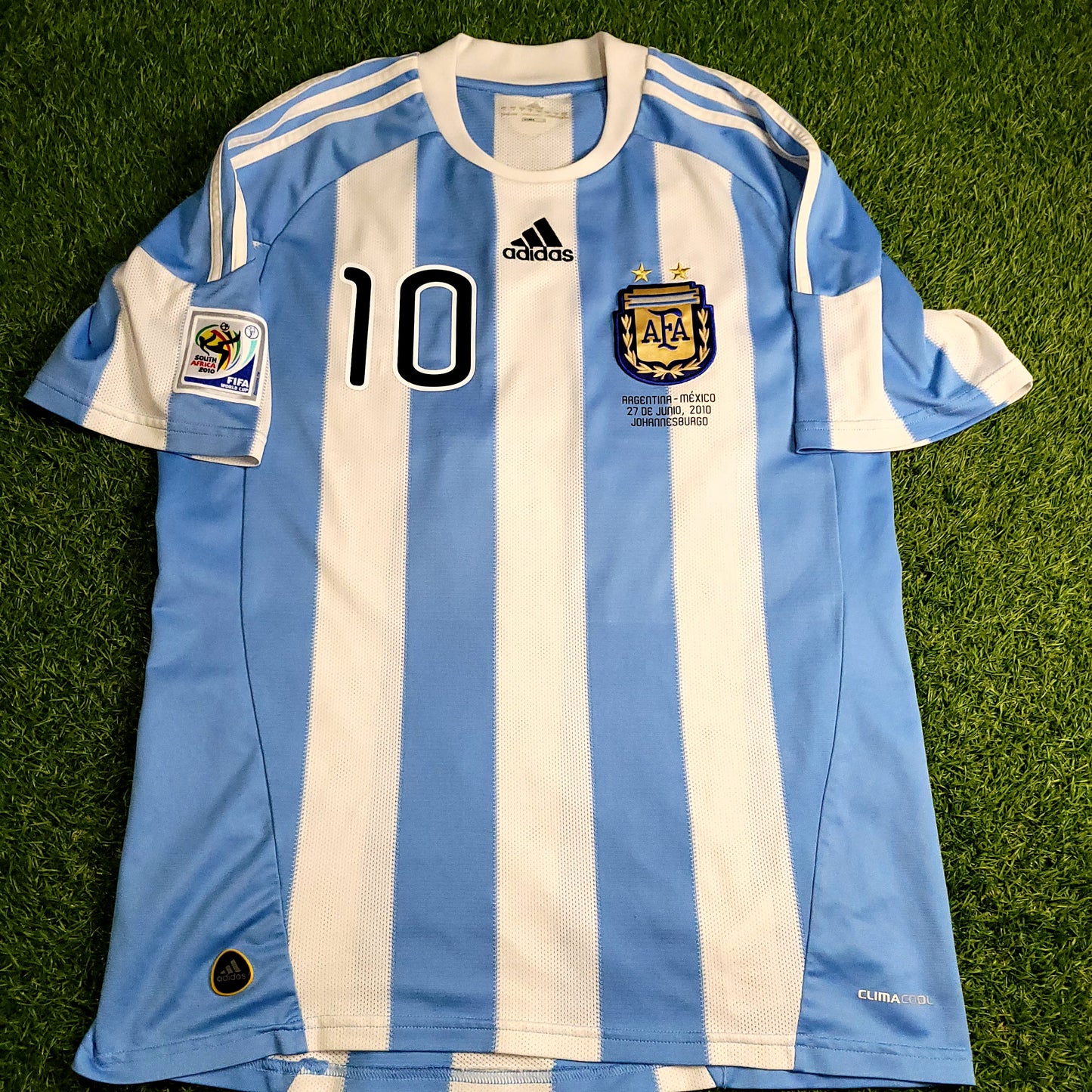 Messi Argentina 2010 WORLD CUP Home Soccer Jersey M SKU# P79919