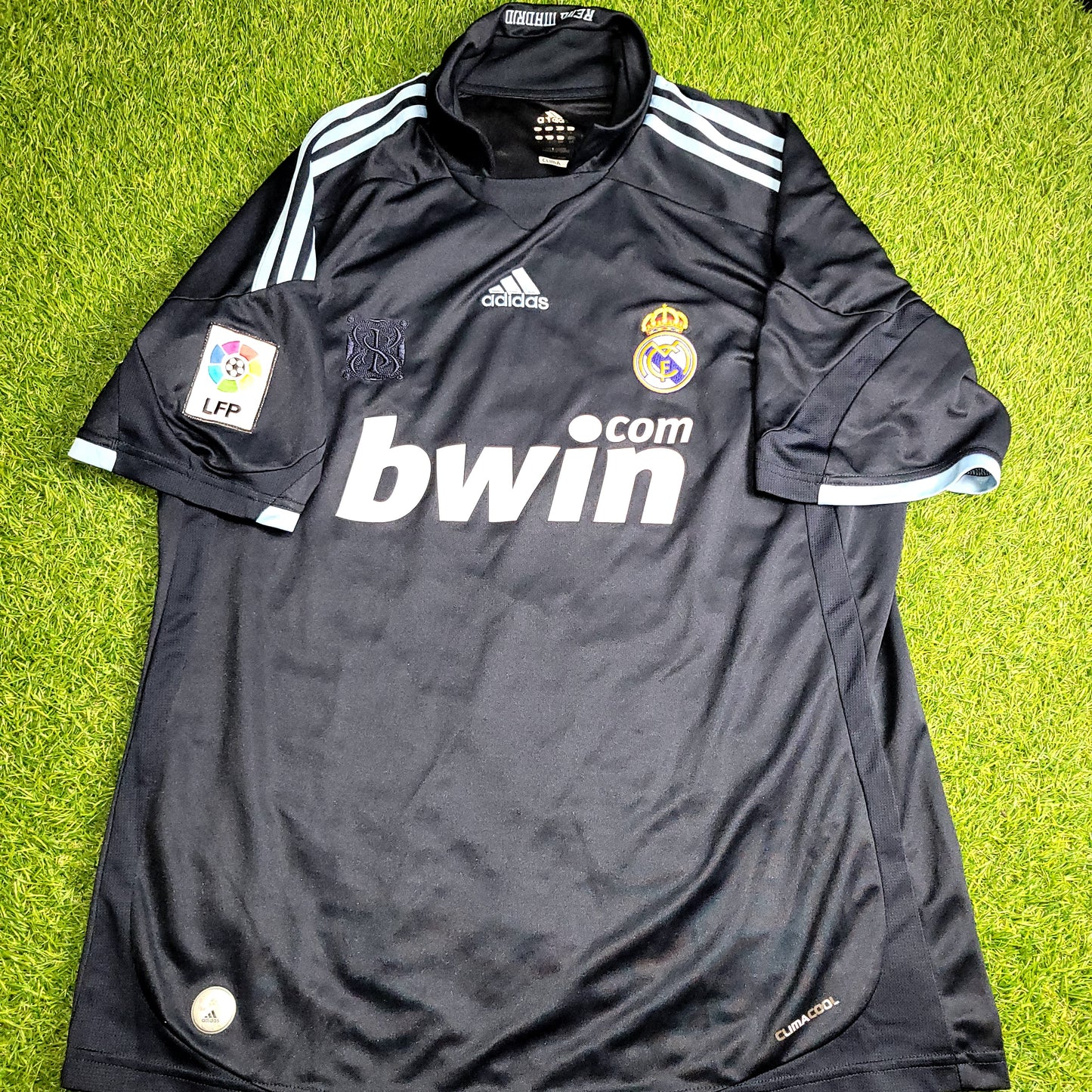 Kaka Real Madrid 2009 2010 DEBUT Soccer Jersey L SKU# E84339