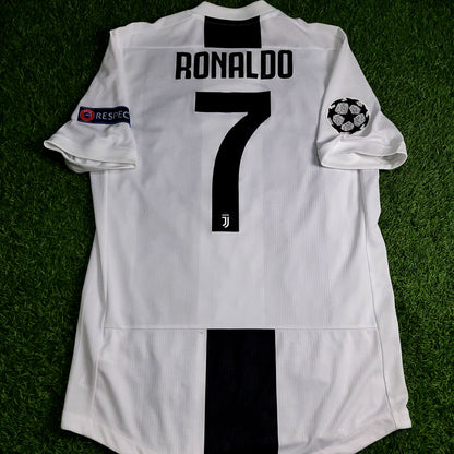 Cristiano Ronaldo Juventus 2018 2019 DEBUT UEFA PLAYER ISSUE Soccer Jersey M SKU# CF3493