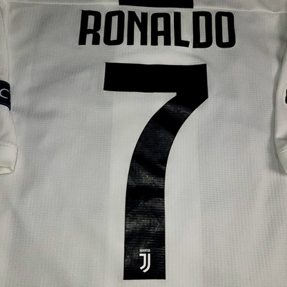 Cristiano Ronaldo Juventus 2018 2019 DEBUT UEFA PLAYER ISSUE Soccer Jersey M SKU# CF3493