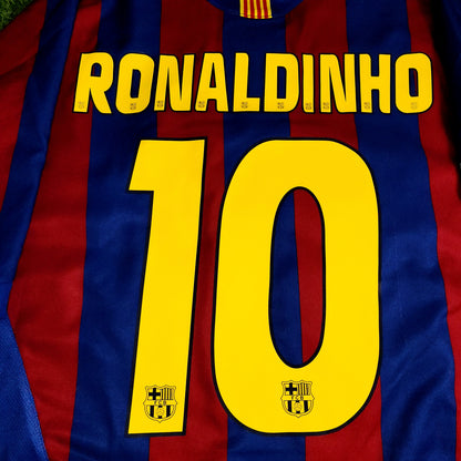 Ronaldinho Barcelona 2005 2006 Home Soccer Jersey L SKU# 195970