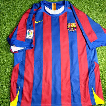Ronaldinho Barcelona 2005 2006 Home Soccer Jersey L SKU# 195970