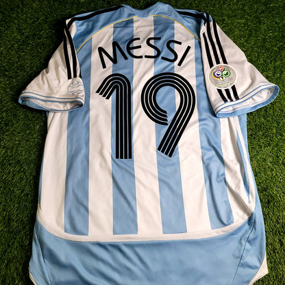 Messi Argentina 2006 WORLD CUP Home Soccer Jersey L SKU# 739802
