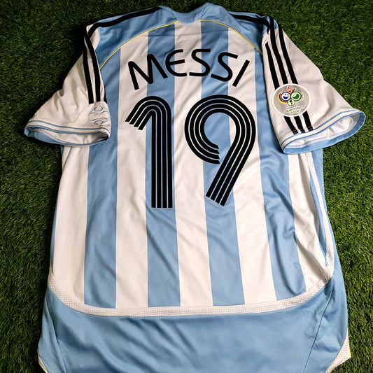 Messi Argentina 2006 WORLD CUP Home Soccer Jersey L SKU# 739802