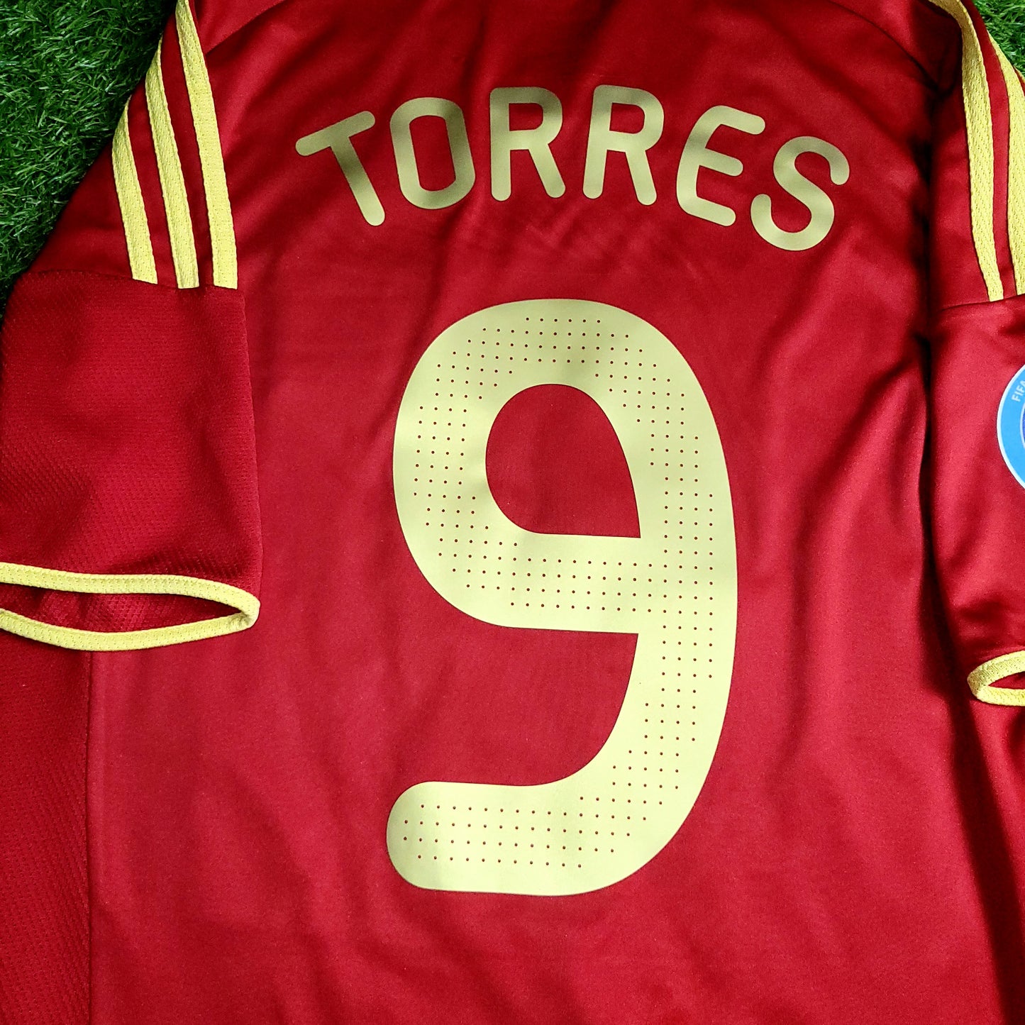 Torres Spain 2009 CONFEDERATIONS CUP Soccer Jersey M SKU# P06574