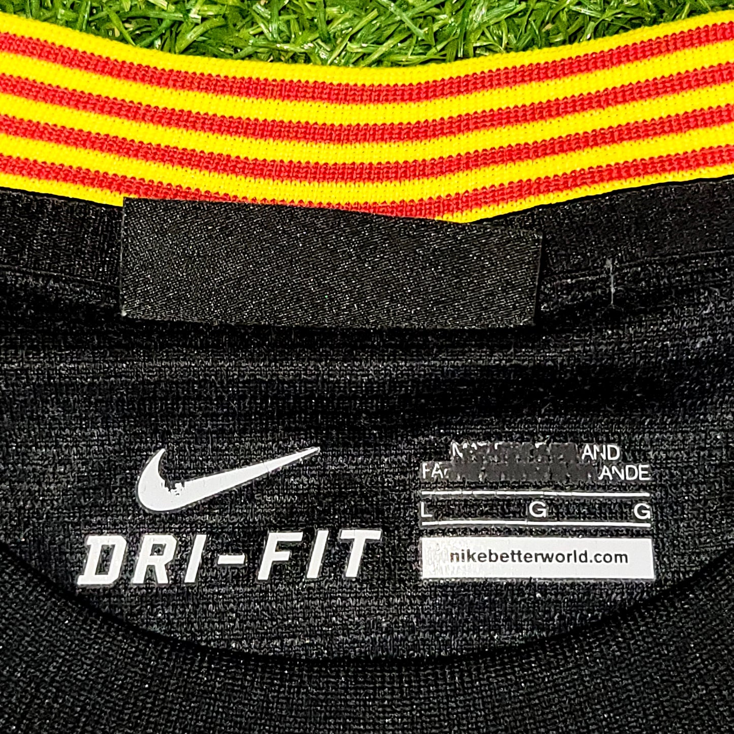 Messi Barcelona 2013 2014 Third Soccer Jersey L SKU# 532824-013 - ForeverSoccerJerseys