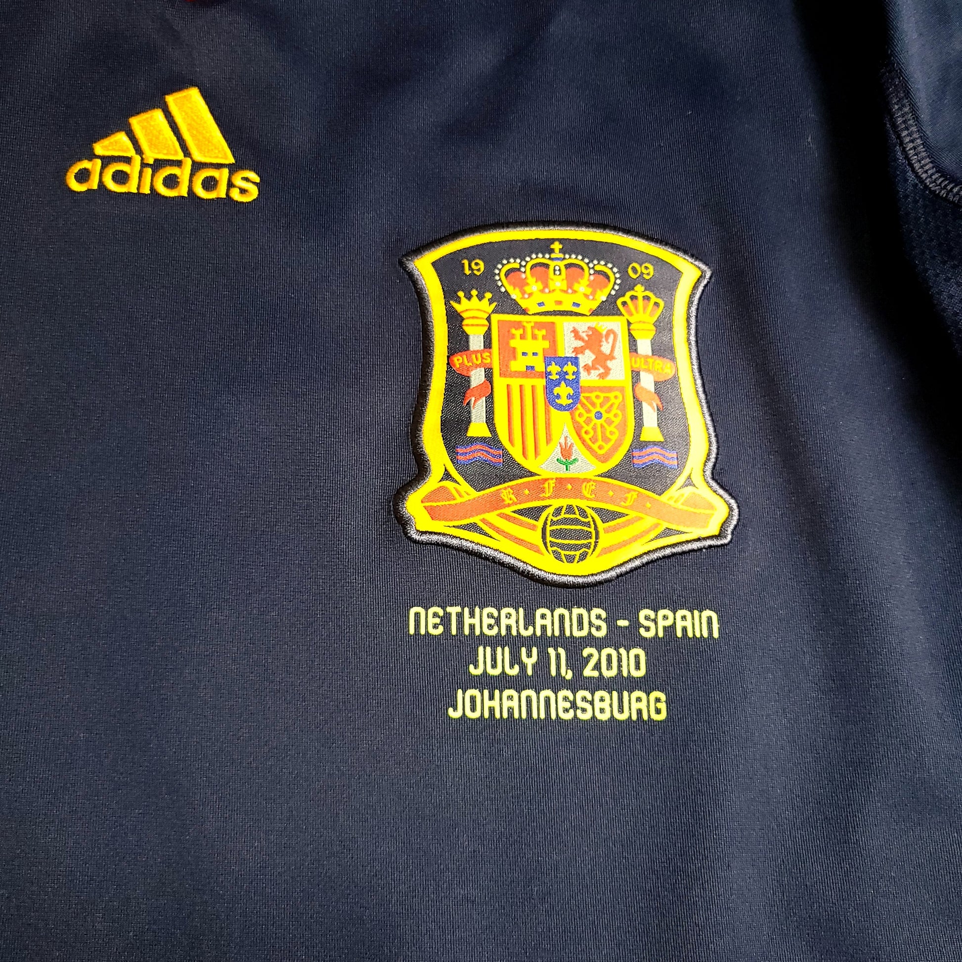 Iniesta Spain 2010 WORLD CUP Final Away Soccer Jersey M SKU# P47896 - ForeverSoccerJerseys