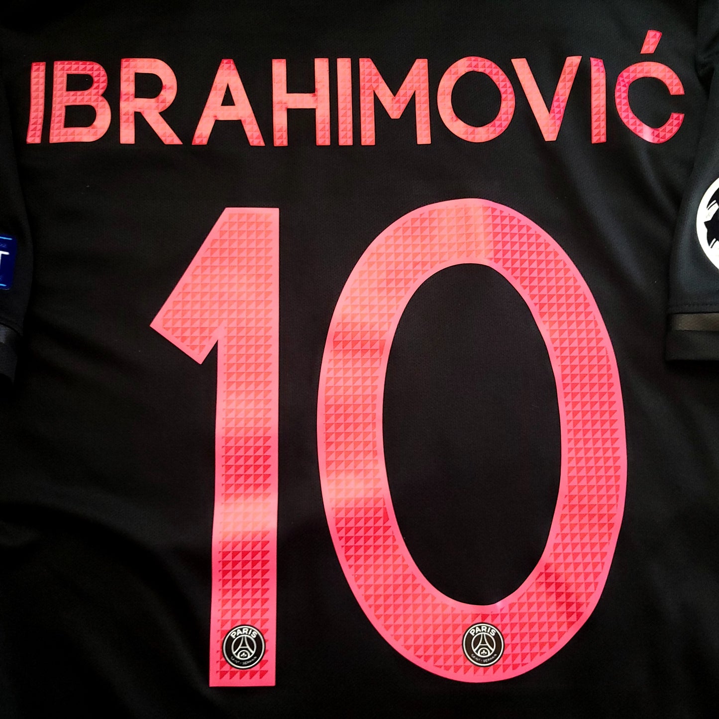 Ibrahimovic PSG Paris Saint Germain 2015 2016 Third UEFA Soccer Jersey M SKU# 658901-011 - ForeverSoccerJerseys