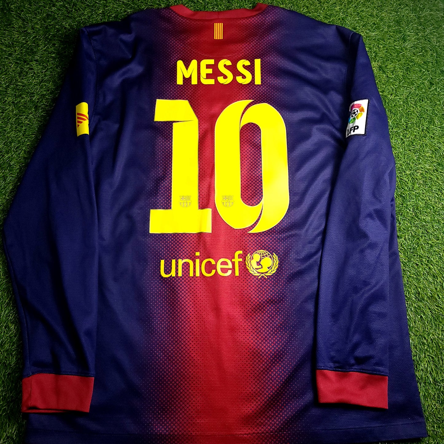 Messi Barcelona 2012 2013 Long Sleeve Soccer Jersey XL SKU# 478324-410