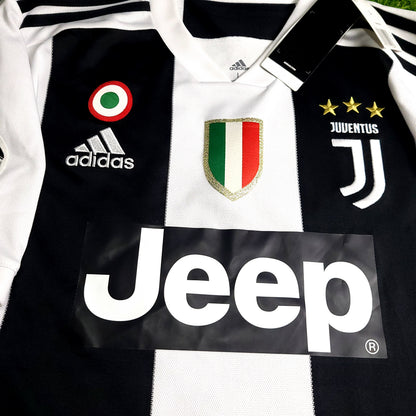 Cristiano Ronaldo Juventus 2018 2019 DEBUT UEFA Soccer Jersey BNWT L SKU# CF3489 - ForeverSoccerJerseys
