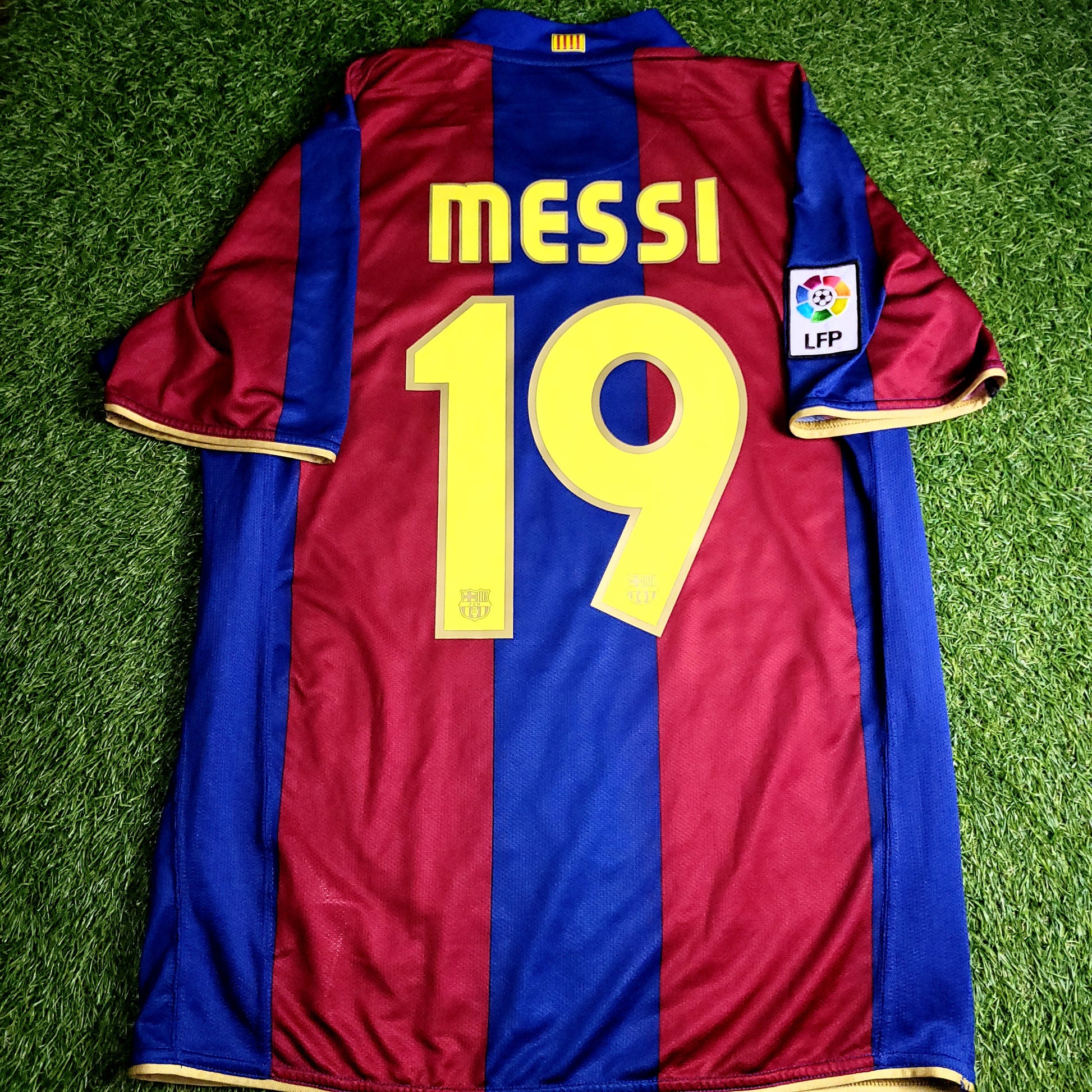 Messi Barcelona 2007 2008 Anniversary Soccer Jersey M SKU# 237741-655 - ForeverSoccerJerseys