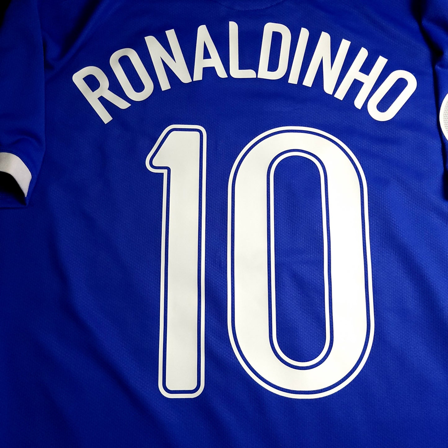 Ronaldinho Brazil 2006 World Cup Away Soccer Jersey L SKU# 103890 - ForeverSoccerJerseys