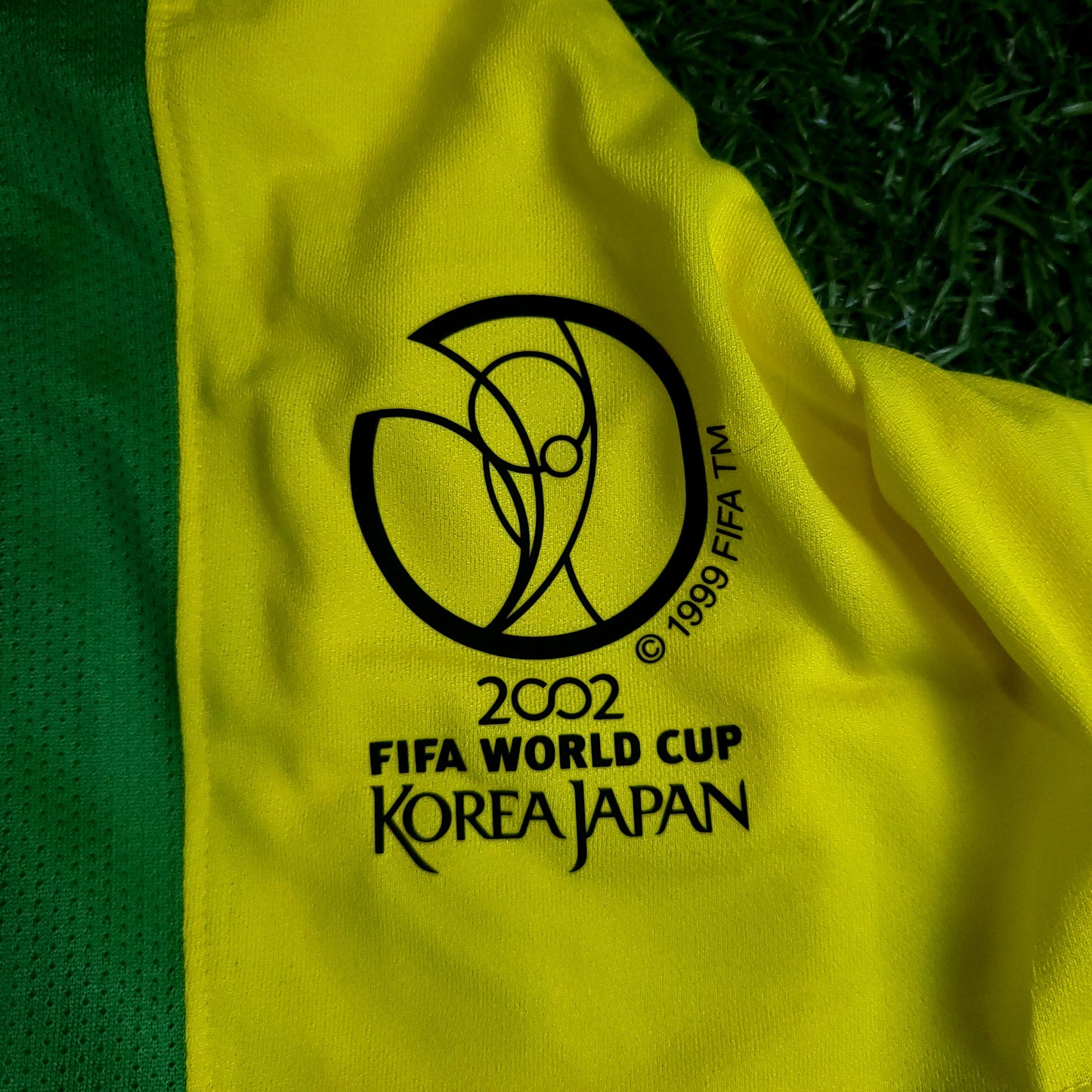 Ronaldo Brazil 2002 WORLD CUP Soccer Jersey L - ForeverSoccerJerseys