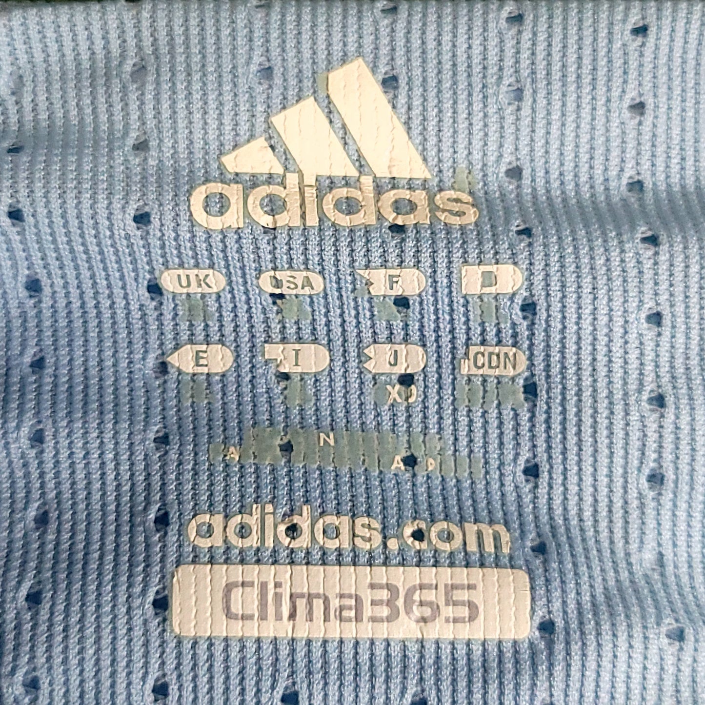 Casillas Real Madrid GK 2008 2009 Soccer Jersey XL SKU# 697795