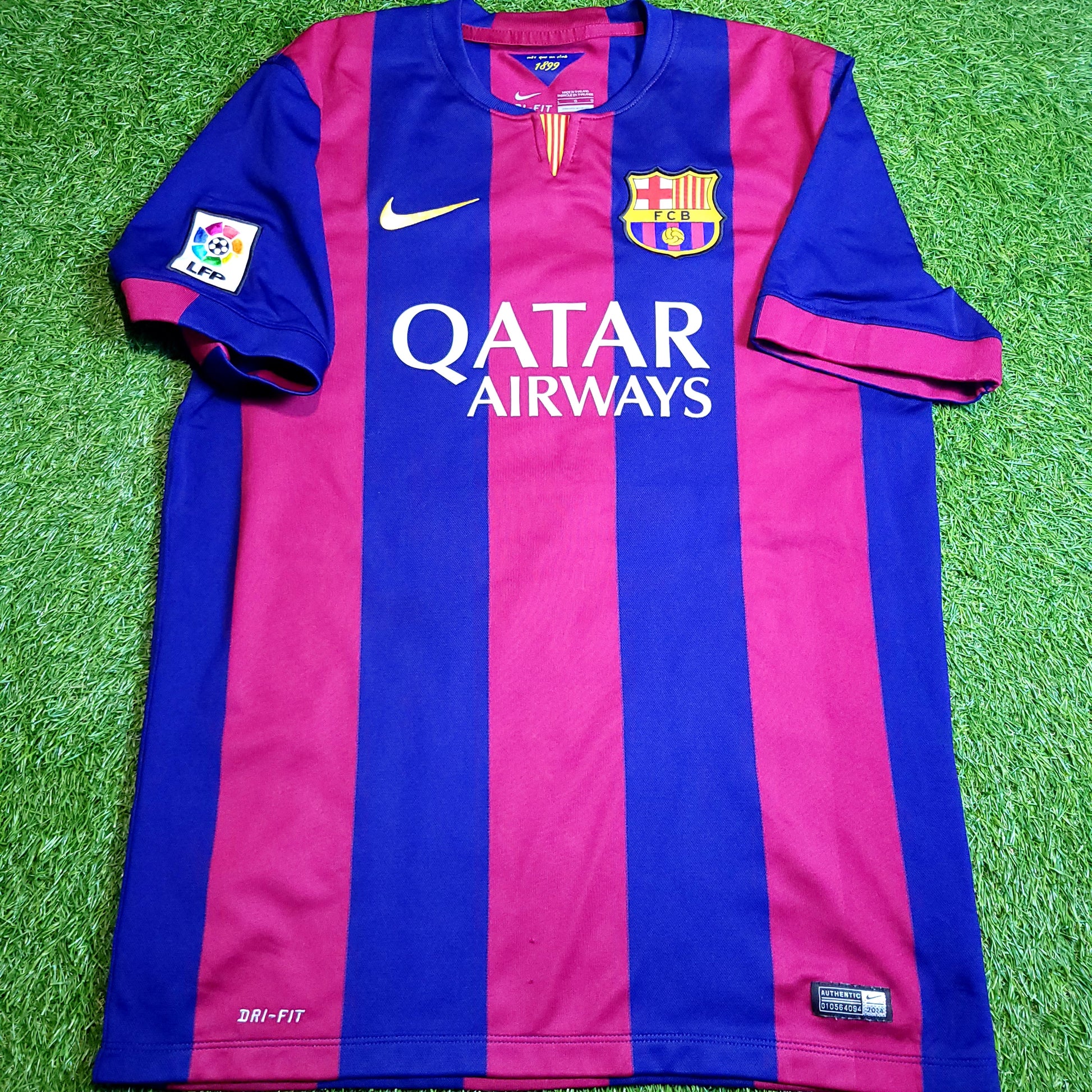 Messi Barcelona 2014 2015 TREBLE Soccer Jersey L SKU# 610594-422 - ForeverSoccerJerseys