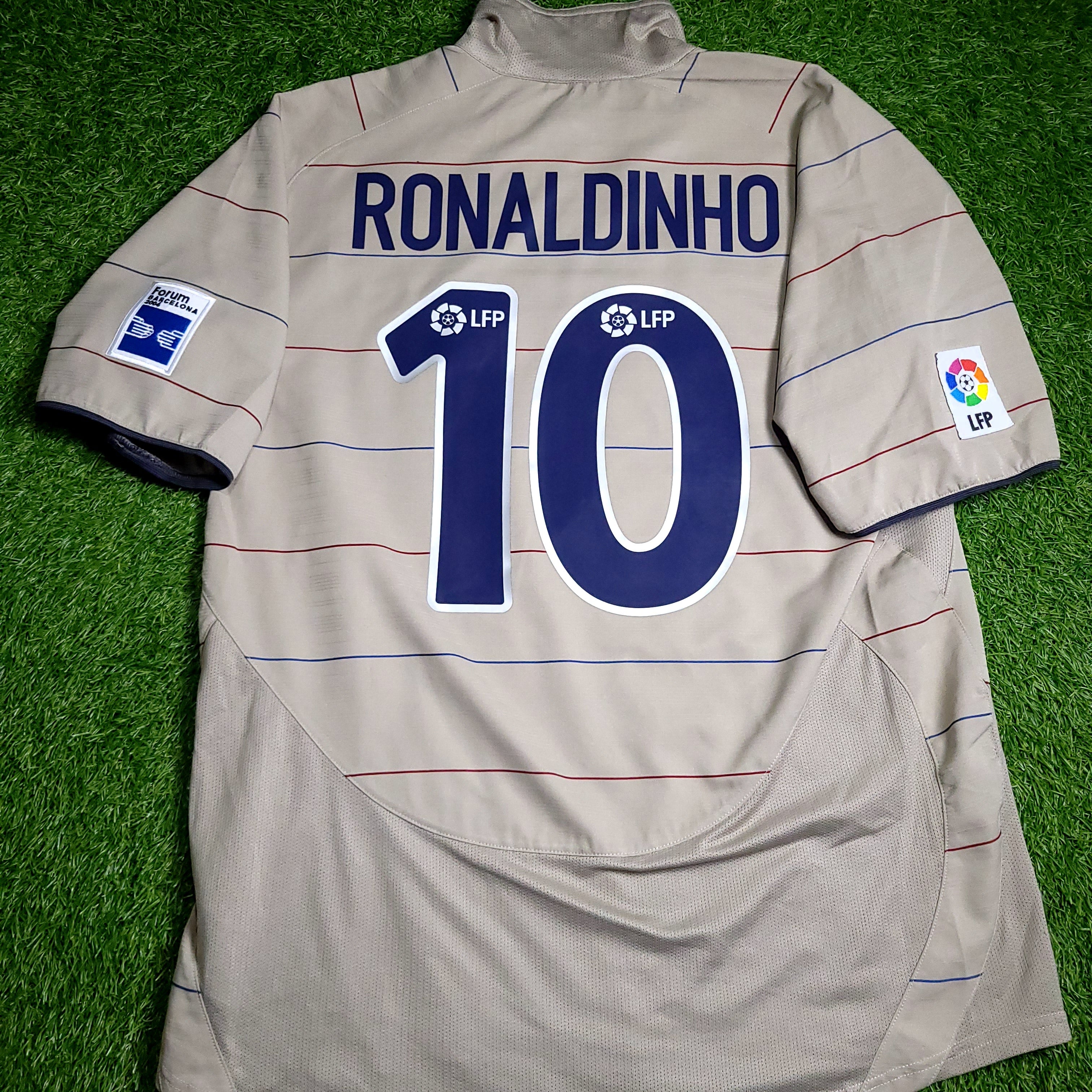 Ronaldinho Barcelona 2003 2004 DEBUT SEASON Away Soccer Jersey