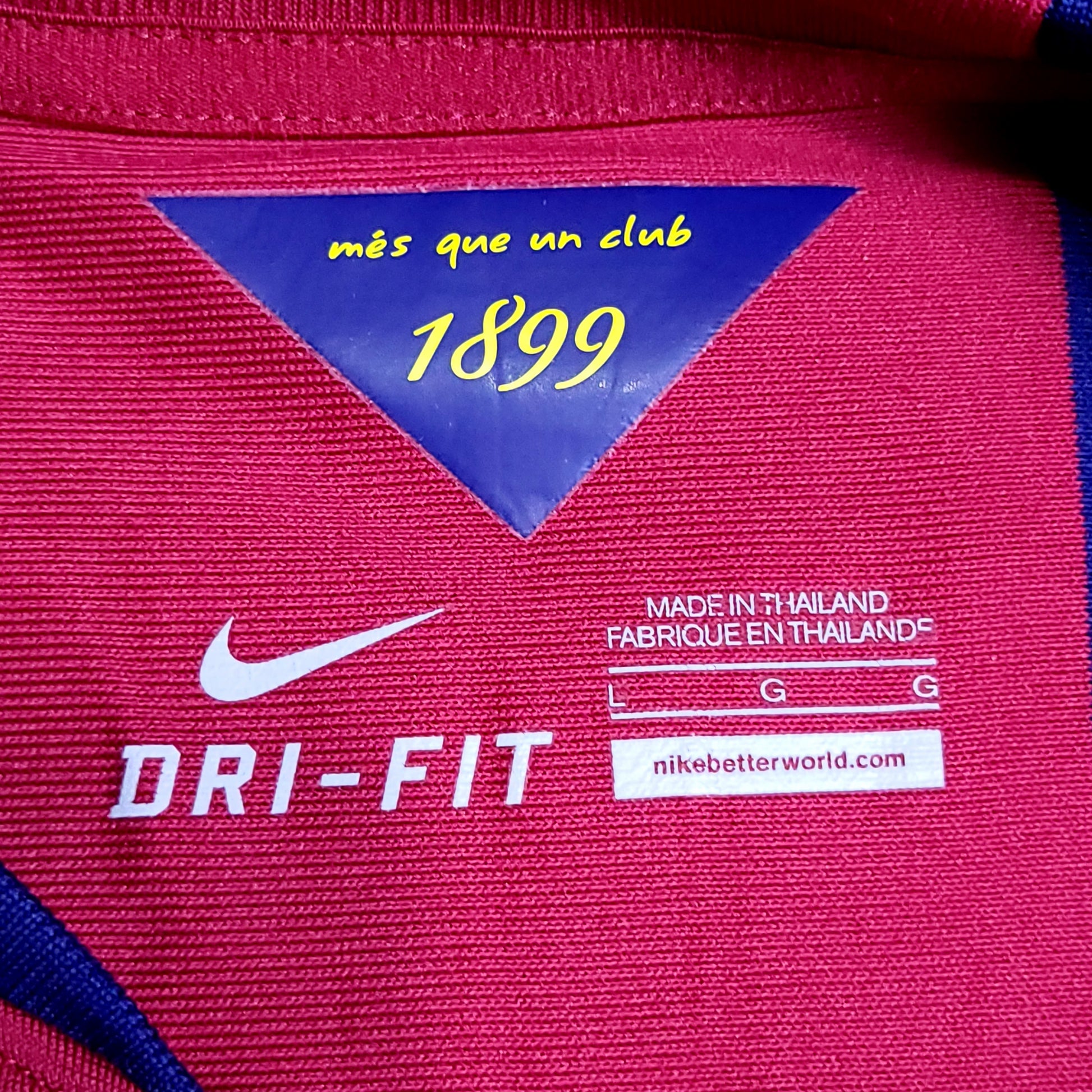 Iniesta Barcelona 2014 2015 TREBLE SEASON Soccer Jersey L SKU# 610594-422 - ForeverSoccerJerseys