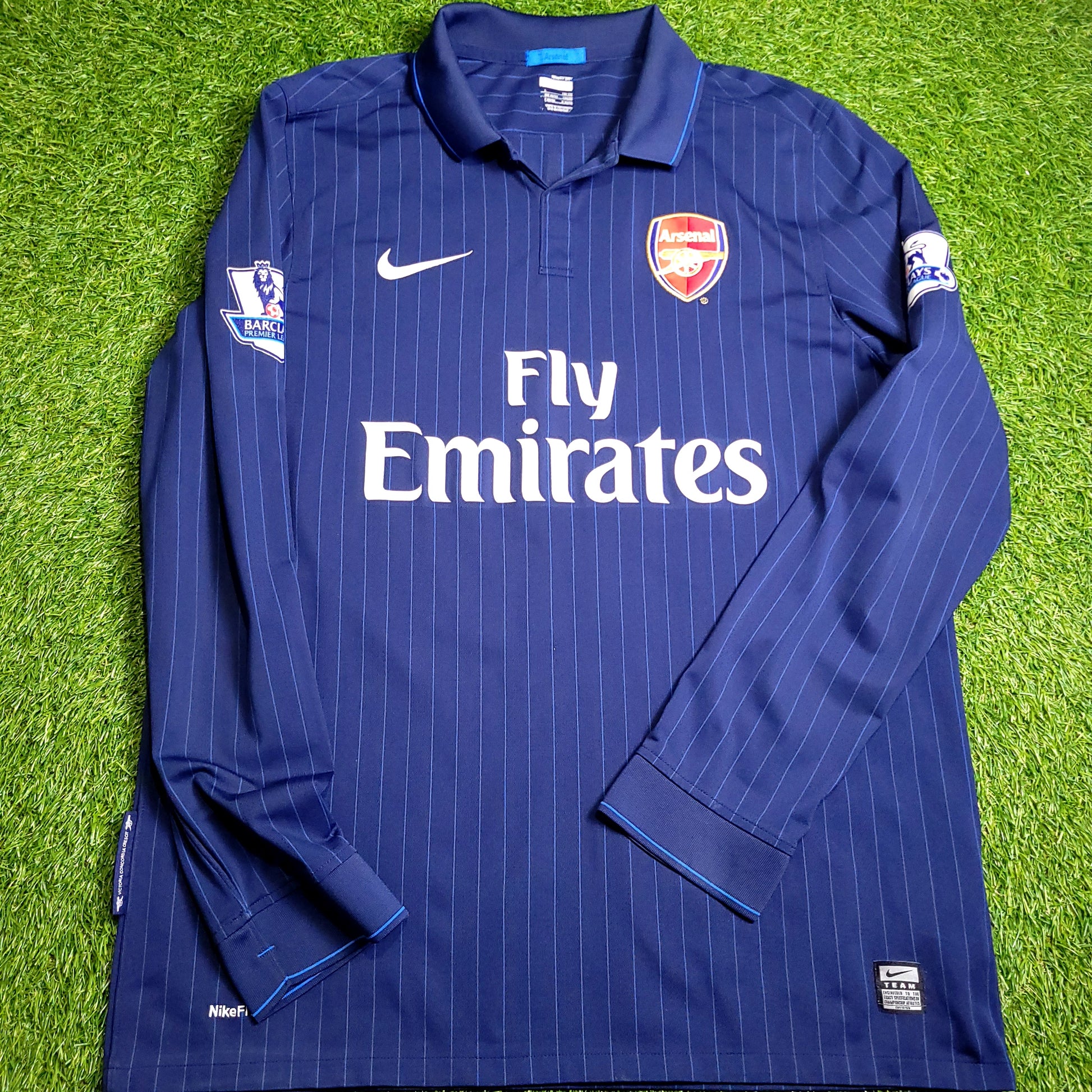 Arshavin Arsenal 2009 2010 Long Sleeve Away Soccer Jersey L SKU# 355059-410 - ForeverSoccerJerseys