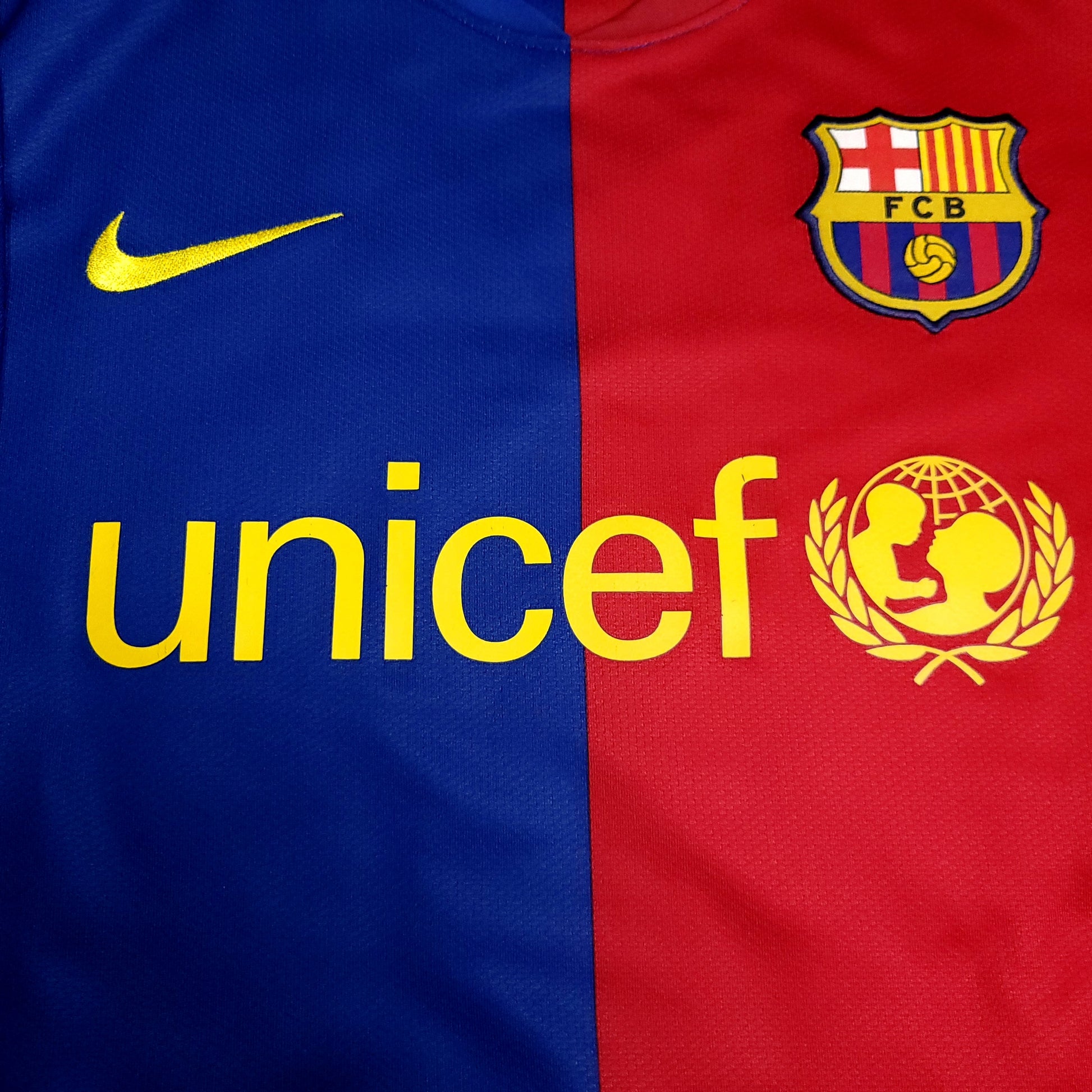 Messi Barcelona TREBLE SEASON 2008 2009 Soccer Jersey M SKU# 286784-655 - ForeverSoccerJerseys