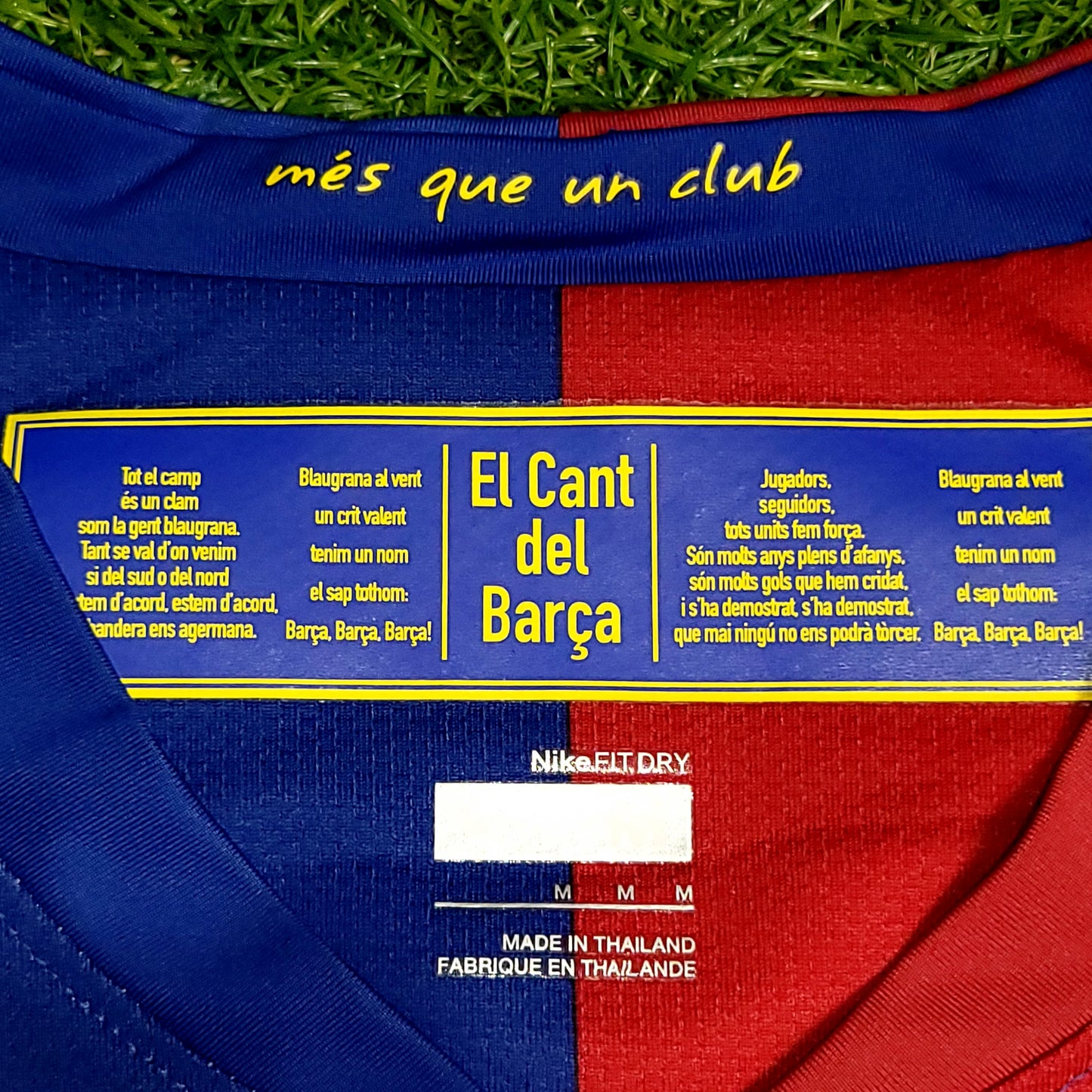 Messi Barcelona TREBLE SEASON 2008 2009 Soccer Jersey M SKU# 286784-655 - ForeverSoccerJerseys