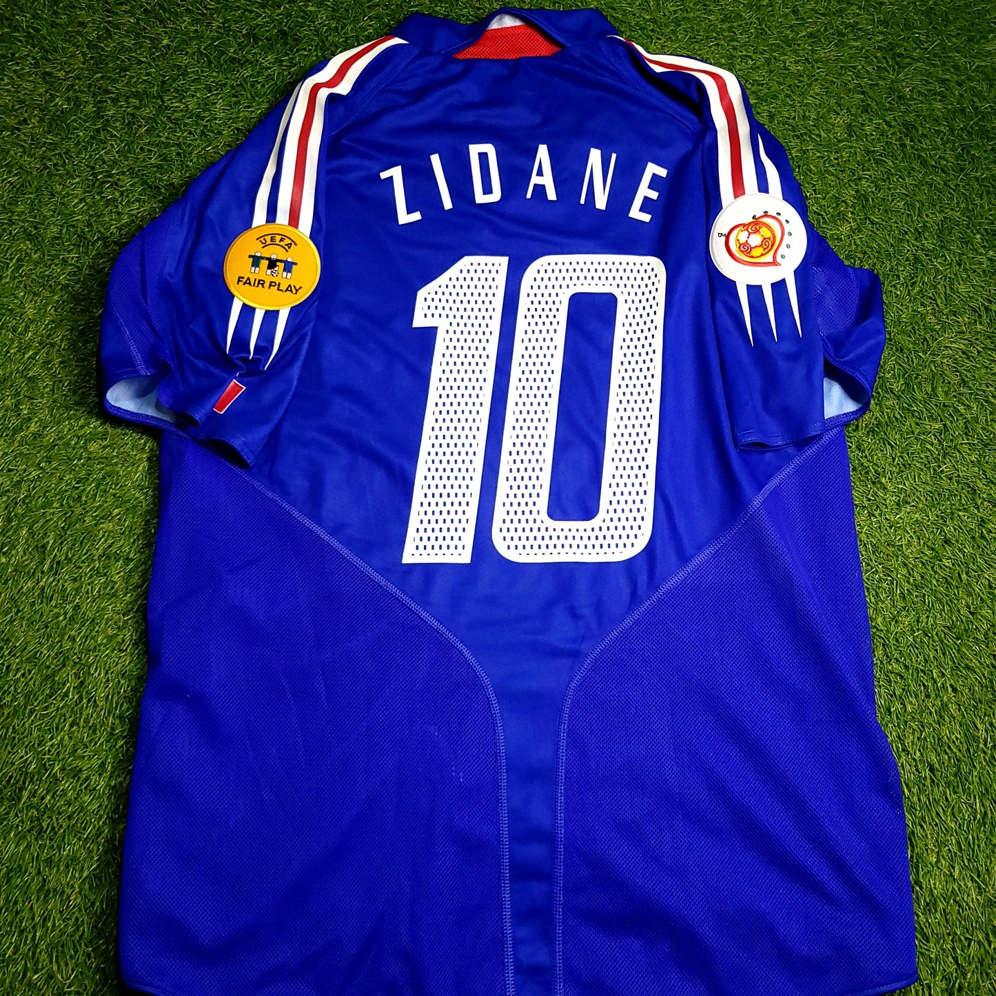 Zidane France 2004 EURO CUP PLAYER ISSUE Soccer Jersey L SKU# 600397 - ForeverSoccerJerseys