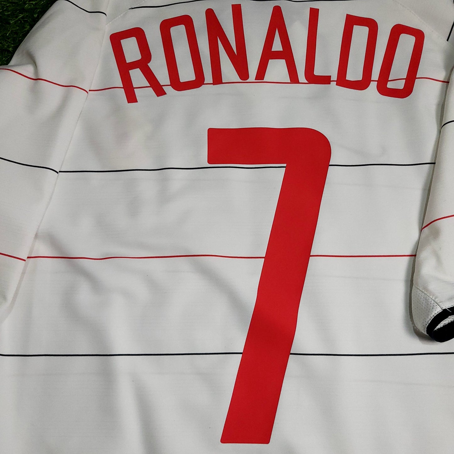 Cristiano Ronaldo Manchester United 2003 2005 DEBUT UEFA Third Soccer Jersey L SKU# 112679 - ForeverSoccerJerseys