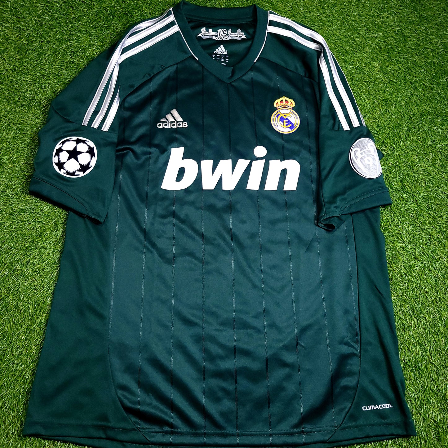 Cristiano Ronaldo Real Madrid 2012 2013 UEFA Soccer Third Jersey L SKU# X53540