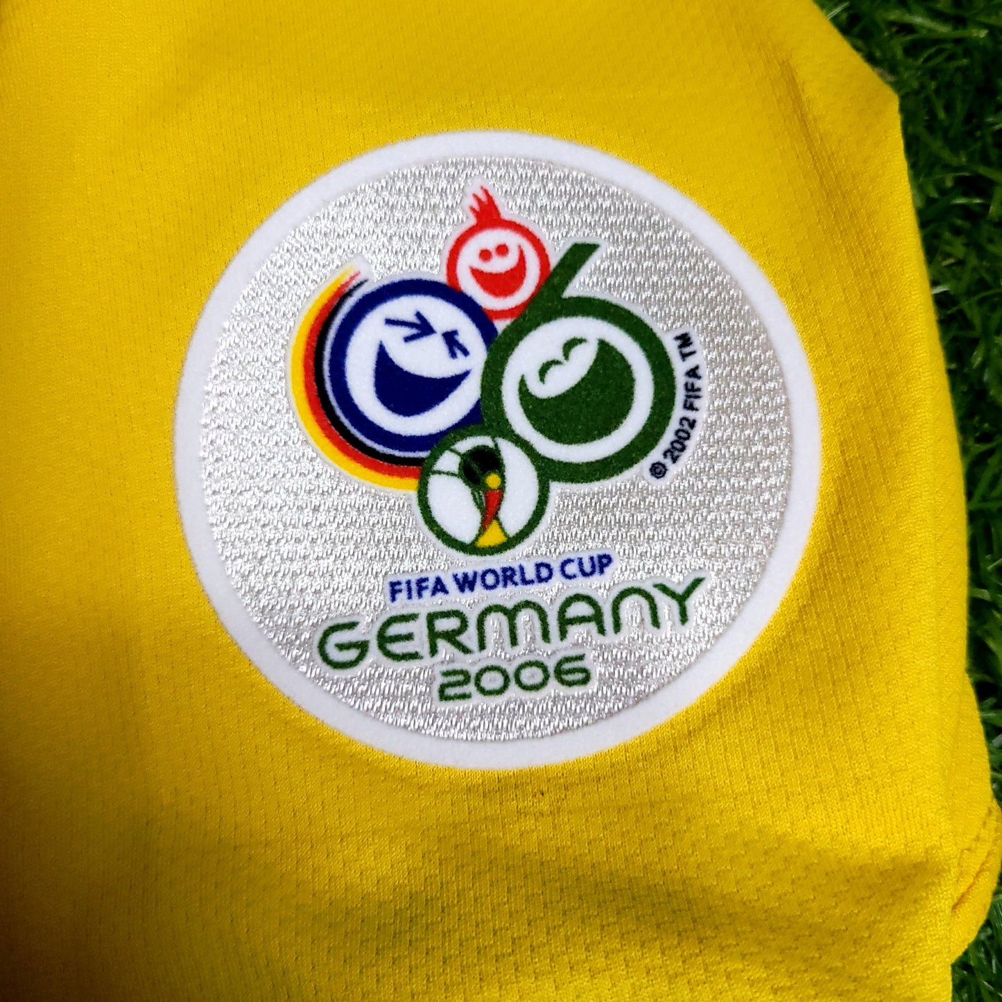 Ronaldinho Brazil 2006 World Cup Soccer Jersey L SKU# 103889