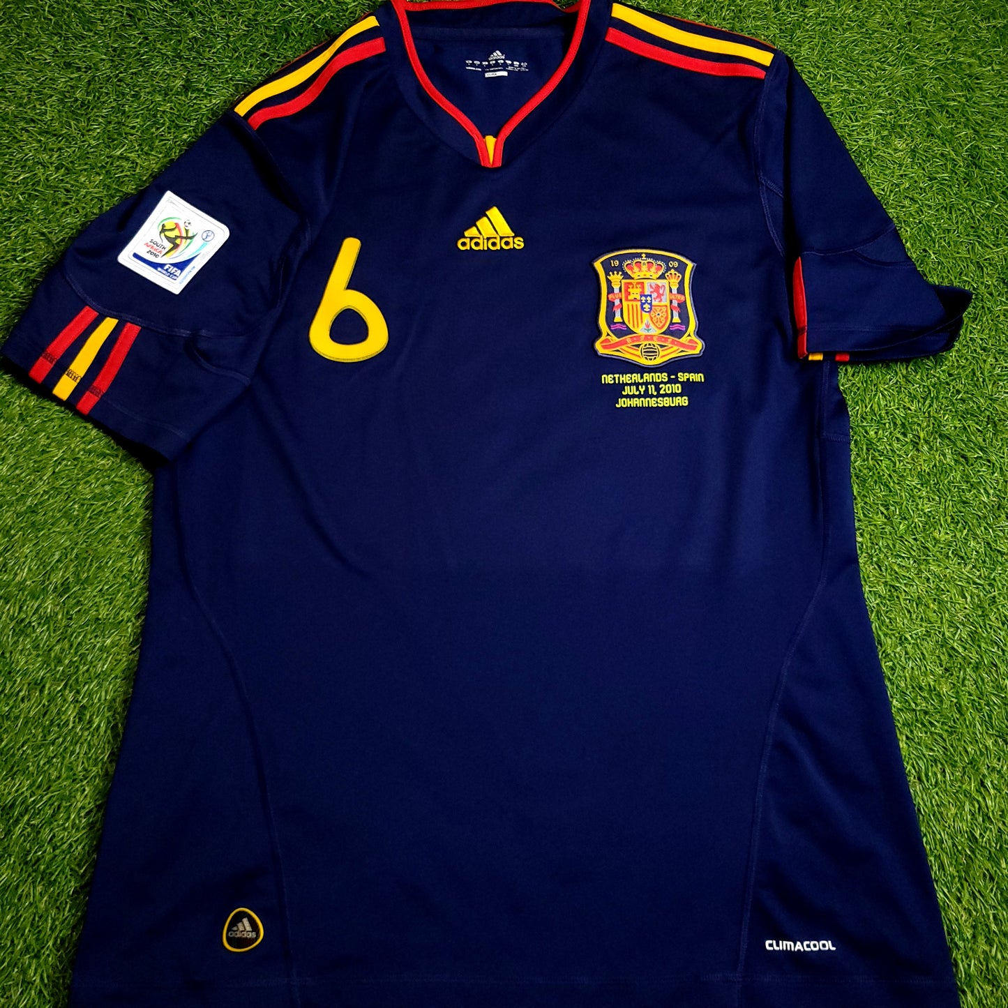 Iniesta Spain 2010 WORLD CUP FINAL Soccer Away Jersey L SKU# P47896
