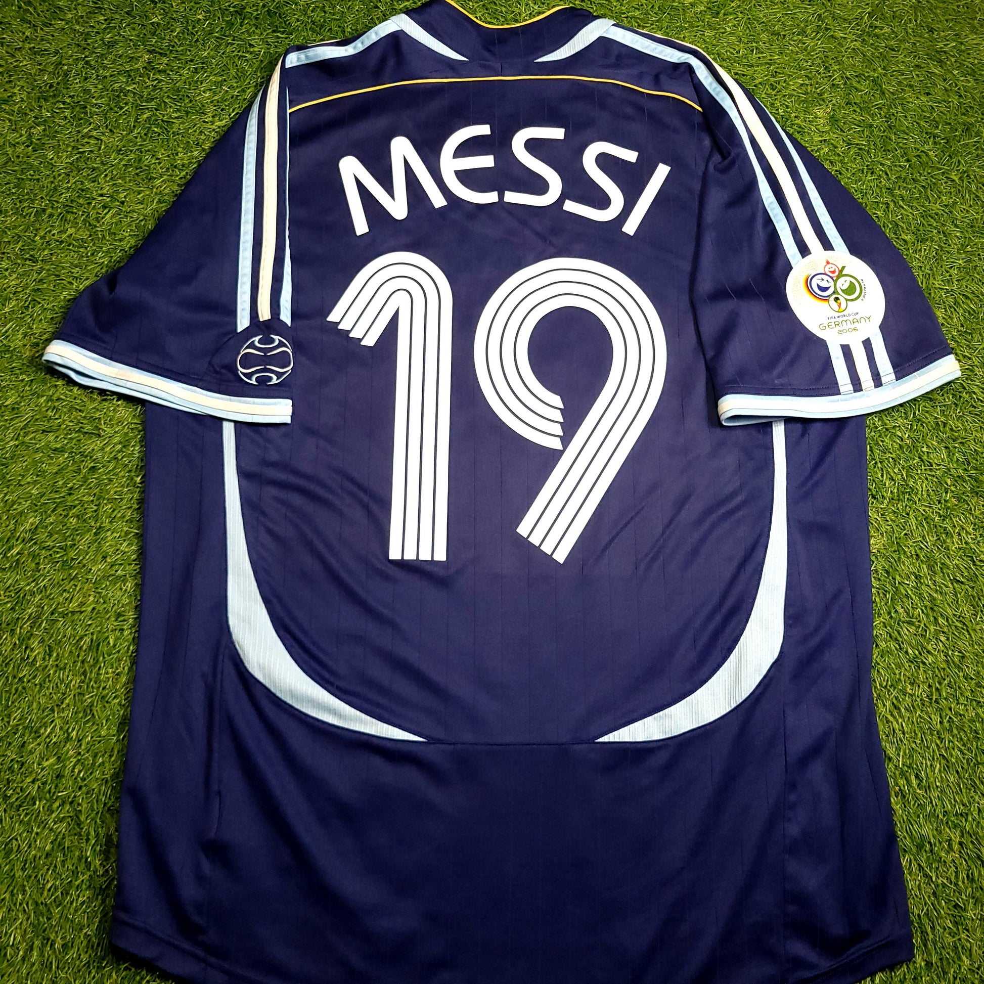 Messi Argentina 2006 WORLD CUP Away Soccer Jersey L SKU# 069519 - ForeverSoccerJerseys