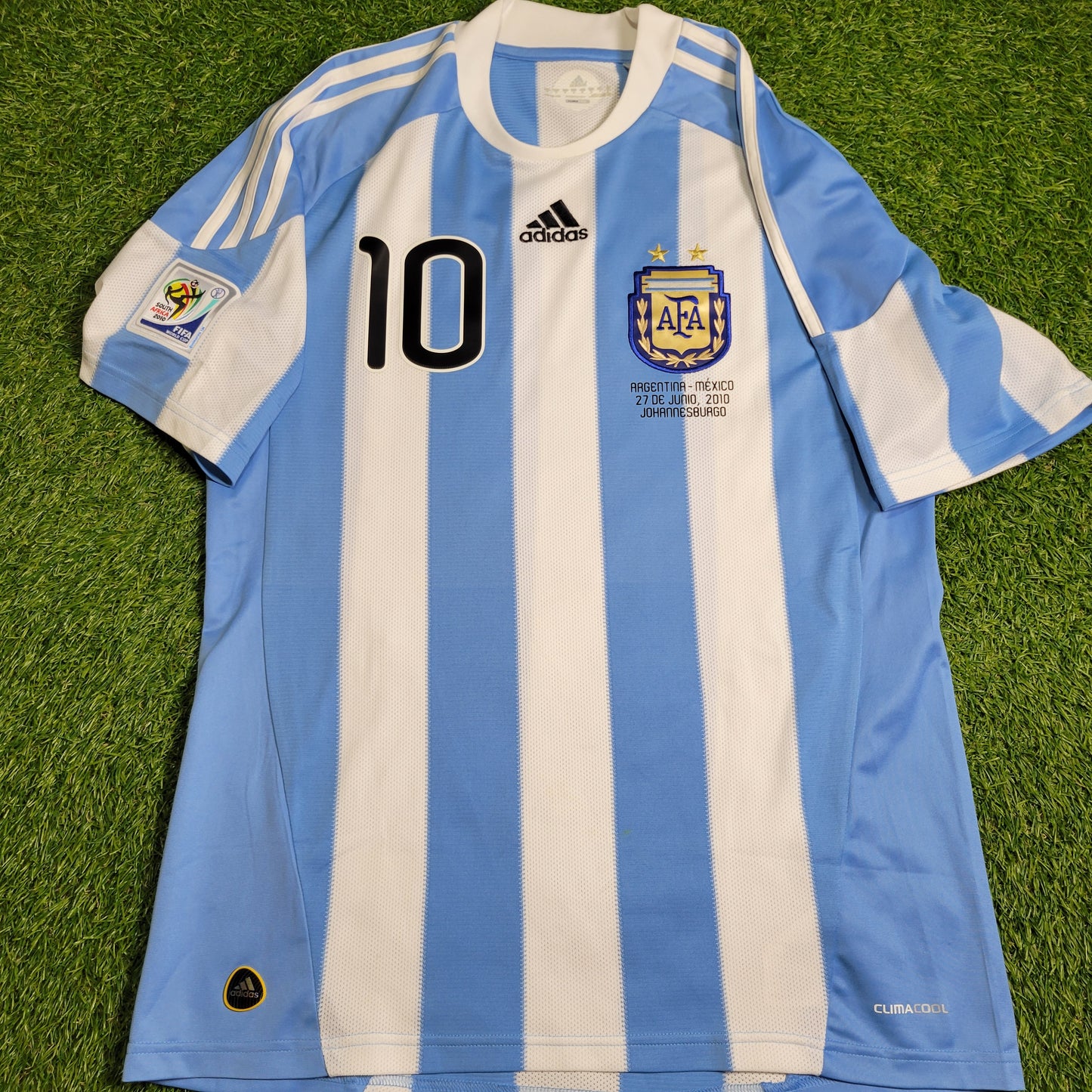 Messi Argentina 2010 WORLD CUP Soccer Jersey M SKU# P79919