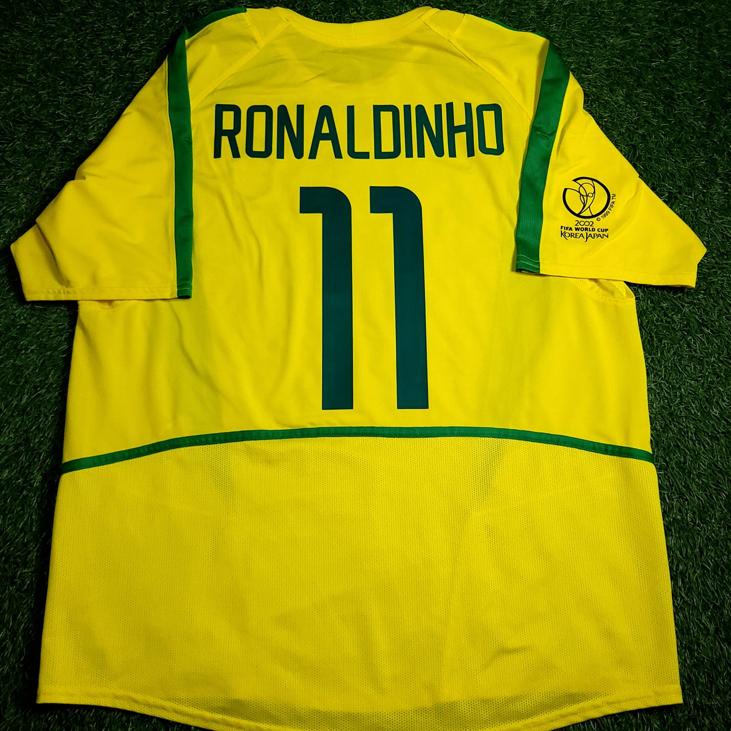 Ronaldinho Brazil 2002 WORLD CUP Soccer Home Jersey L