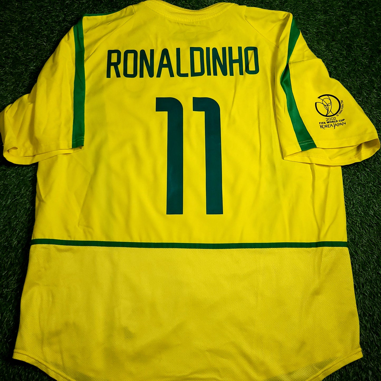Ronaldinho Brazil 2002 WORLD CUP Soccer Jersey XL SKU# 113382