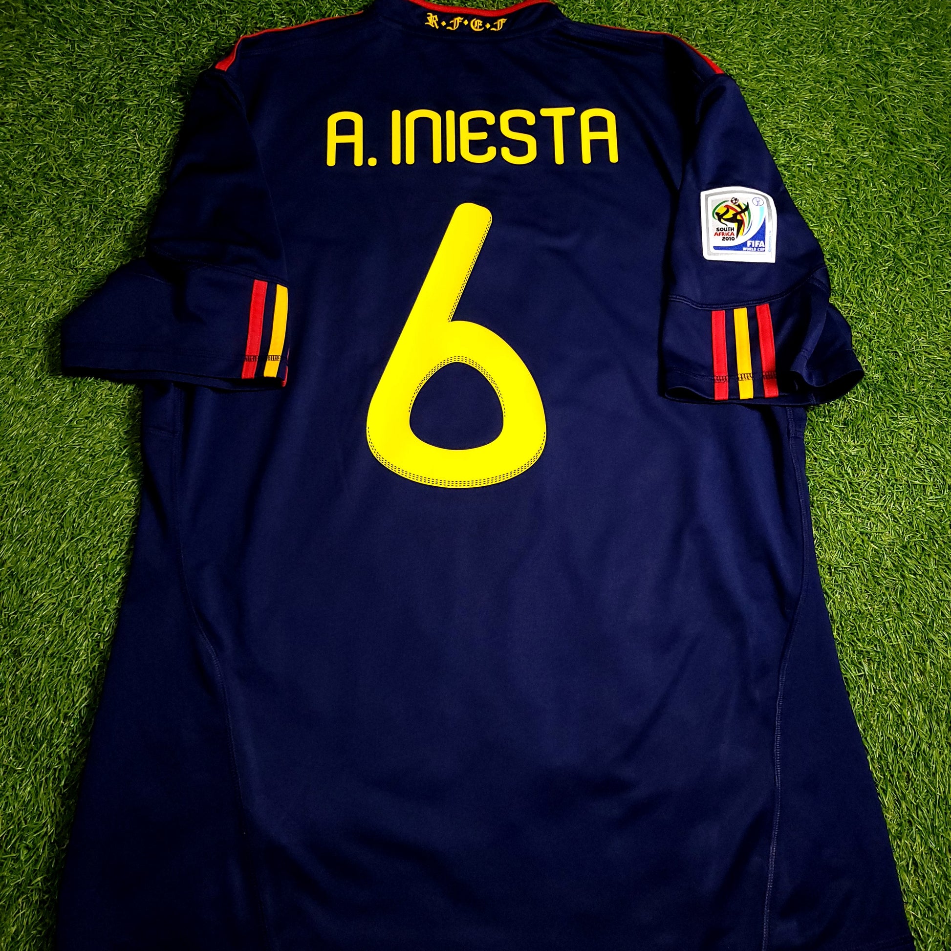 Iniesta Spain 2010 WORLD CUP FINAL Soccer Away Jersey XL SKU# P47896 - ForeverSoccerJerseys