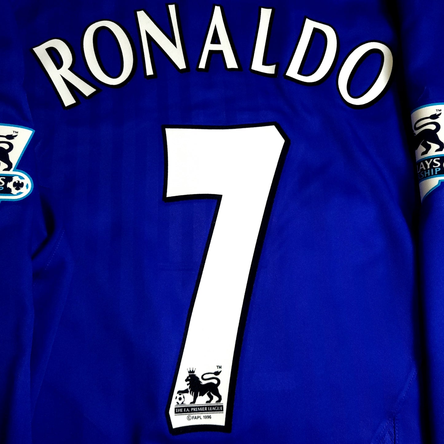 Cristiano Ronaldo Manchester United 2005 2006 Away Long Sleeve Soccer Jersey L SKU# 195598